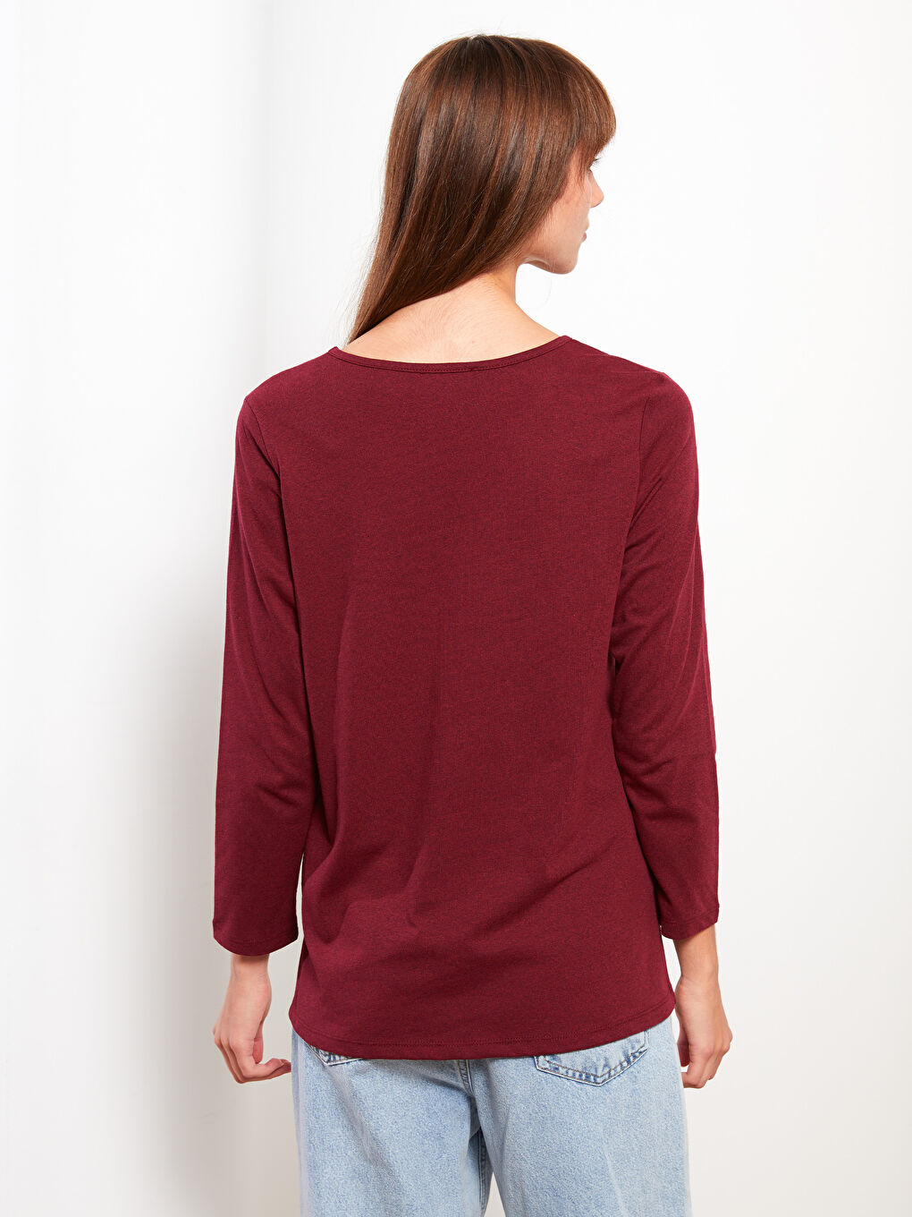 بلوزة نسائية بأكمام طويلة وياقة على شكل حرف V سادة-5