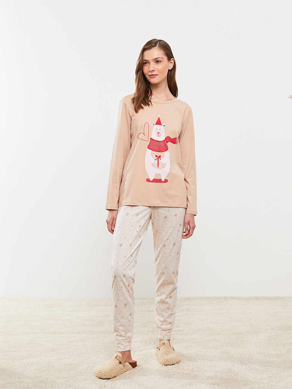 LCW Young Pyjama-Set für Damen mit Rundhalsausschnitt und Neujahrsmotiv -W2H753Z8-LQA