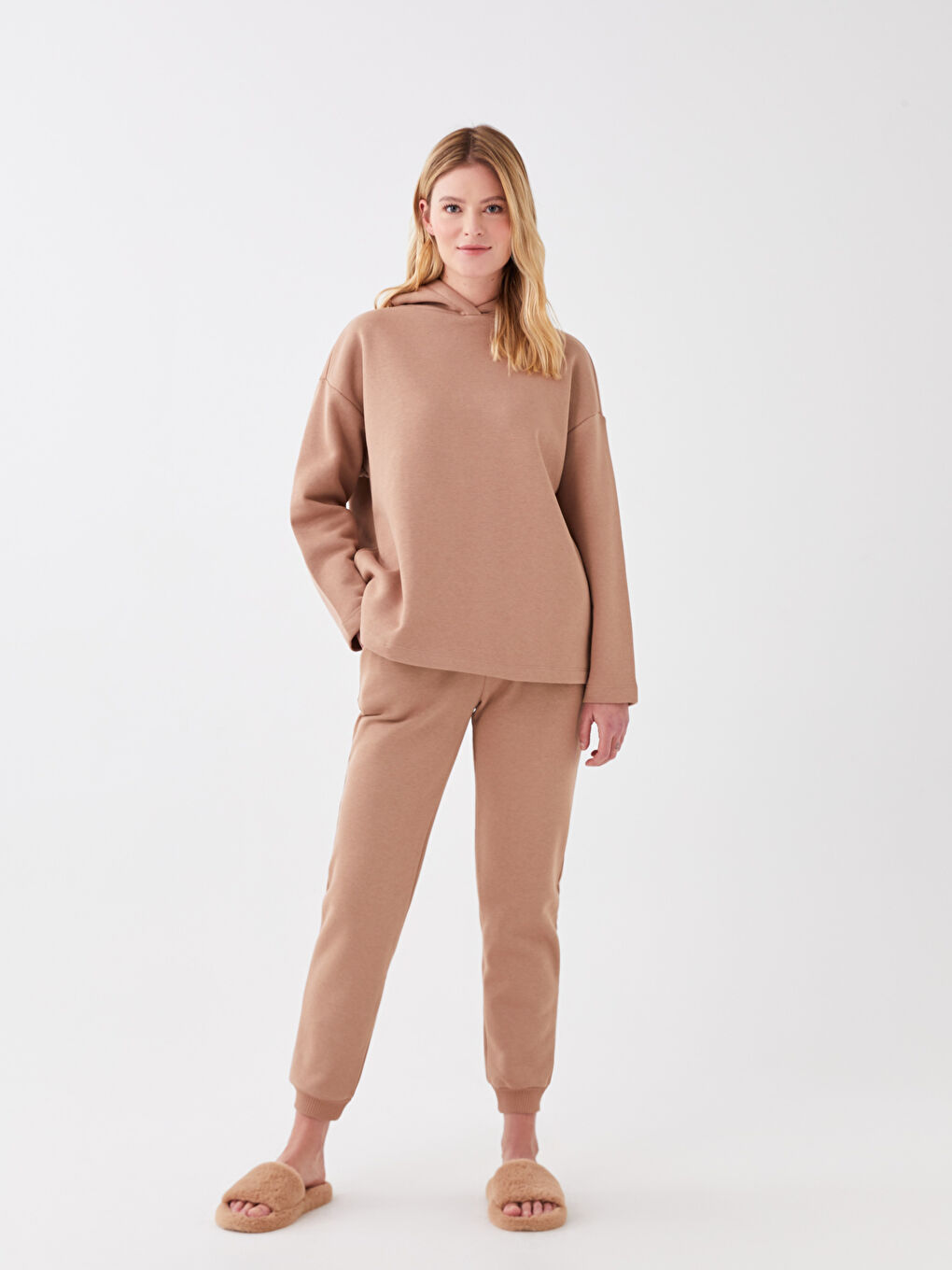 LCW DREAM Hooded Plain Long Sleeve Women's Sweatshirt Pajama Top -W2H758Z8-GEJ