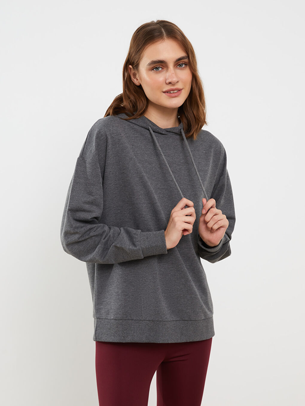 قميص بيجامة بكابوش عادي كم طويل للسيدات-1