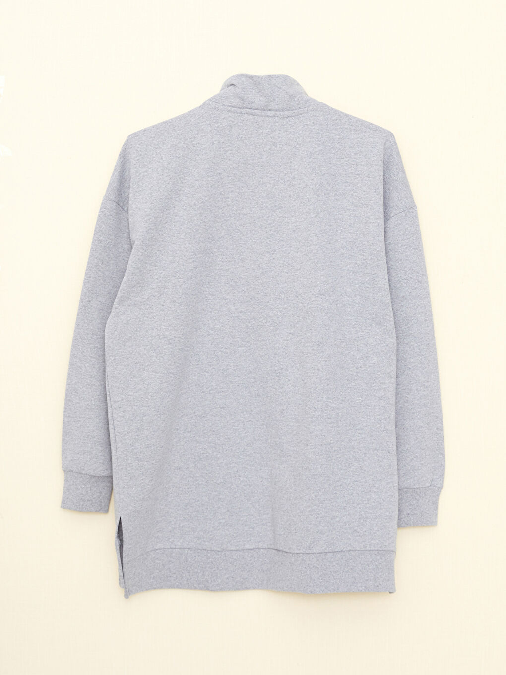 Gri Dik Yaka Düz Uzun Kollu Kadın Pijama Üst-6