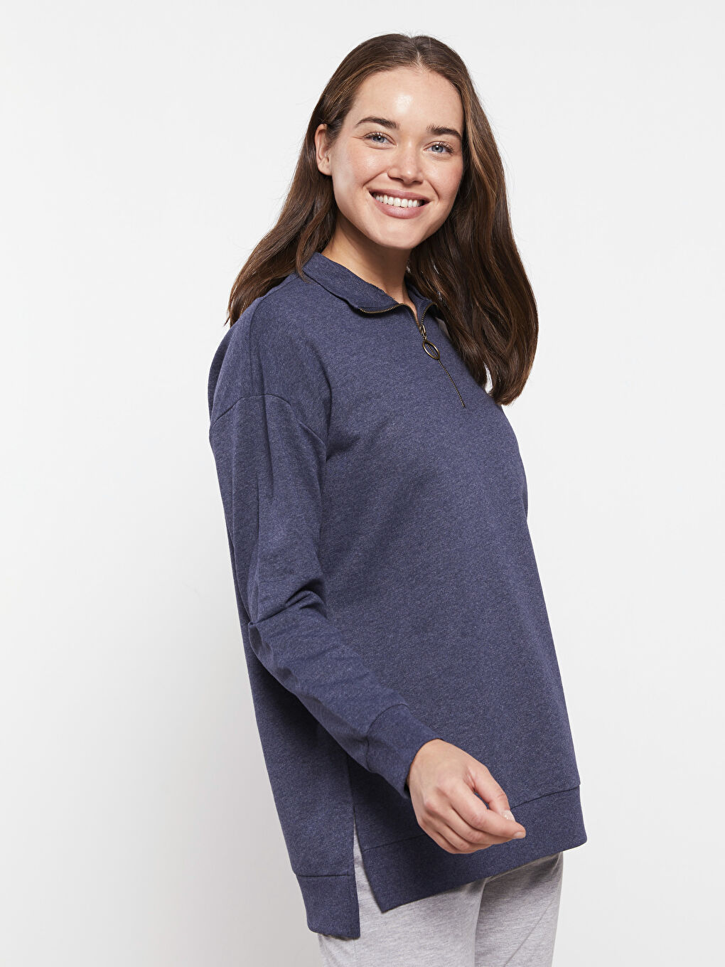 İndigo Dik Yaka Düz Uzun Kollu Kadın Pijama Üst-1