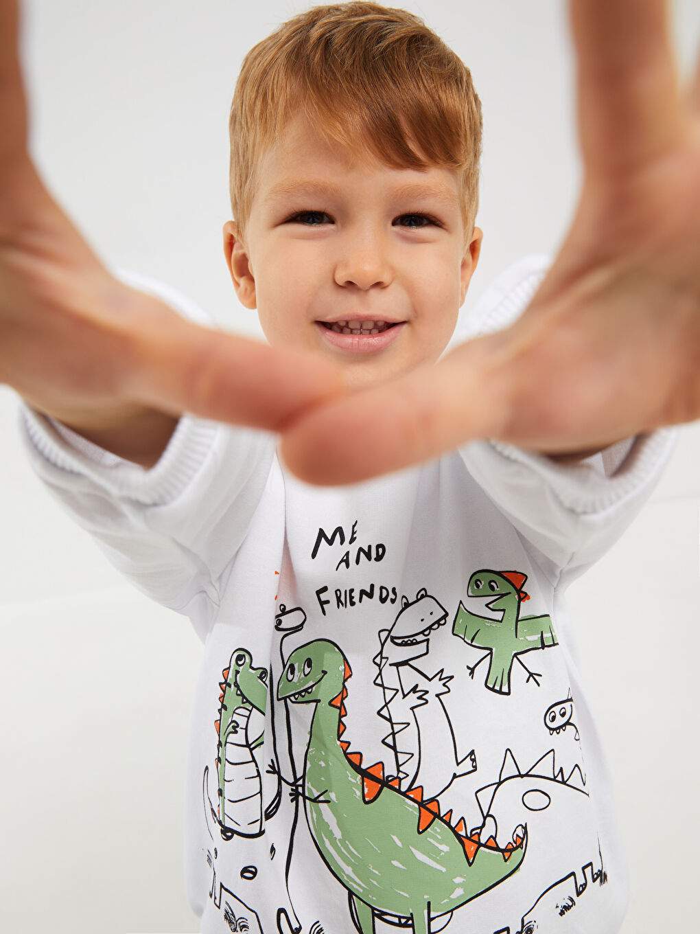 Beyaz Bisiklet Yaka Uzun Kollu Baskılı Erkek Bebek Sweatshirt ve Pantolon 2'li Takım-2