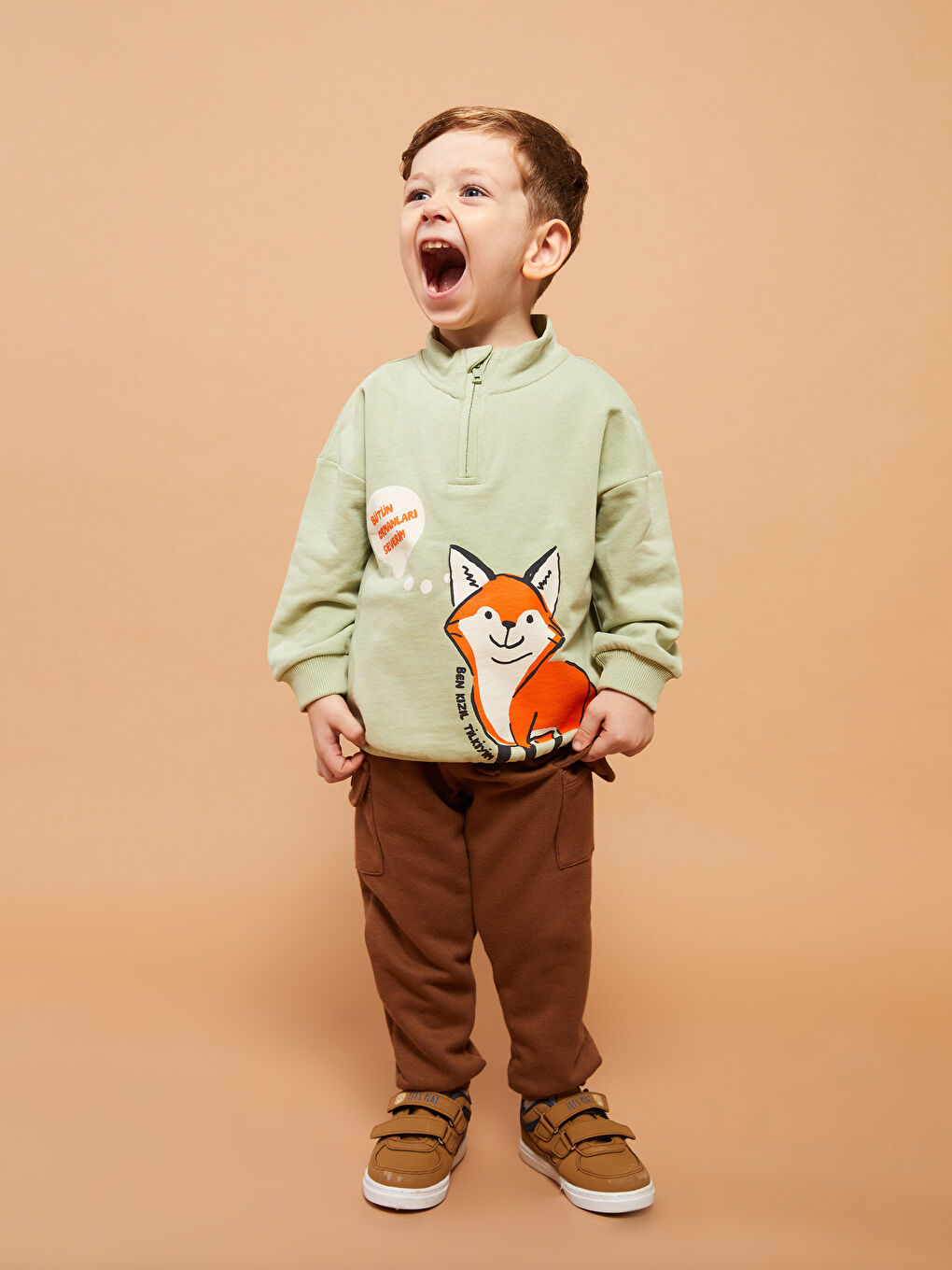 LCW baby Yeşil Dik Yaka Uzun Kollu Baskılı Erkek Bebek Sweatshirt