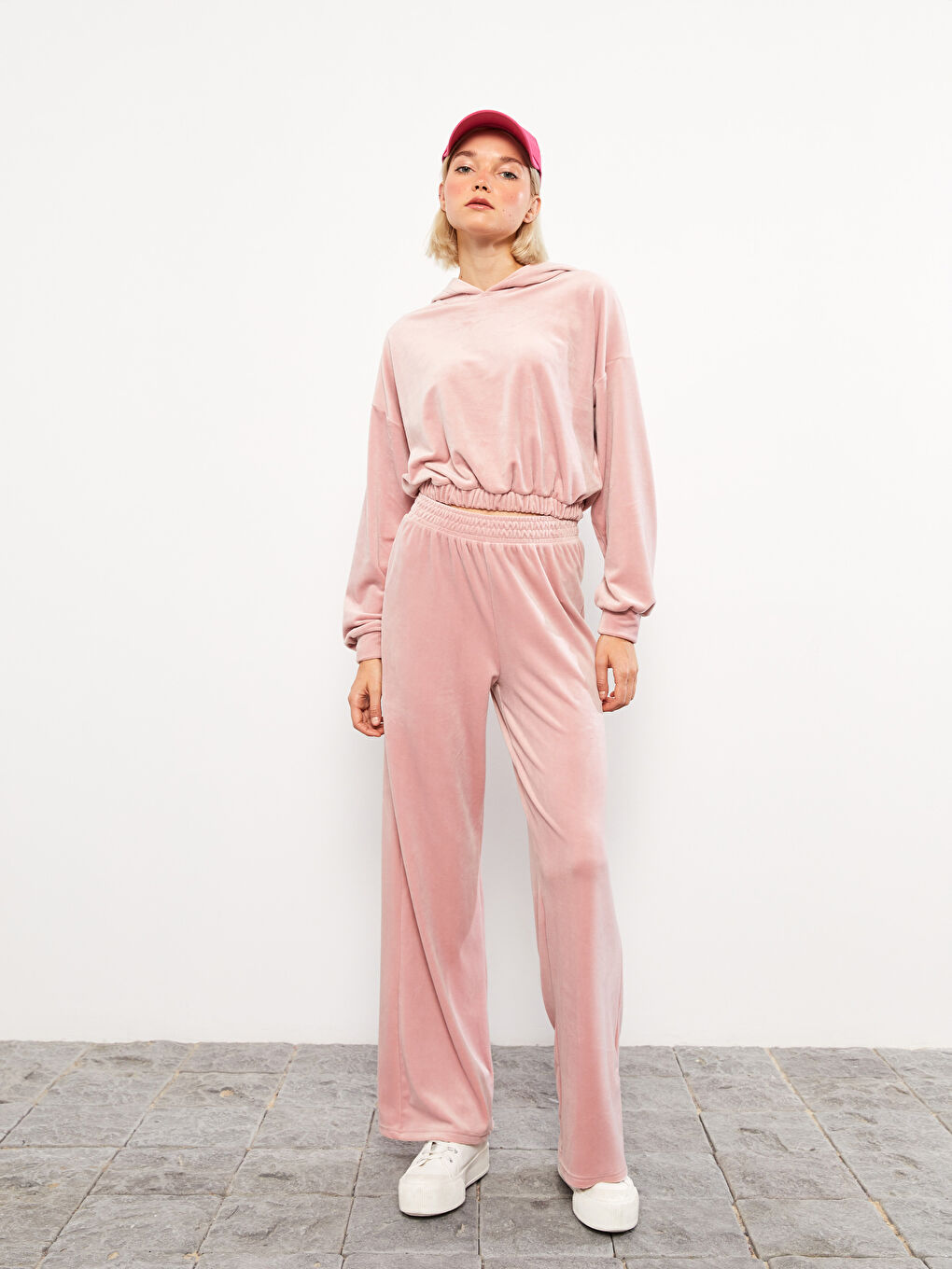 Pembe Beli Lastikli Düz Kadife Kadın Eşofman Altı