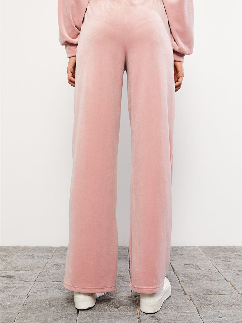 Pembe Beli Lastikli Düz Kadife Kadın Eşofman Altı-4