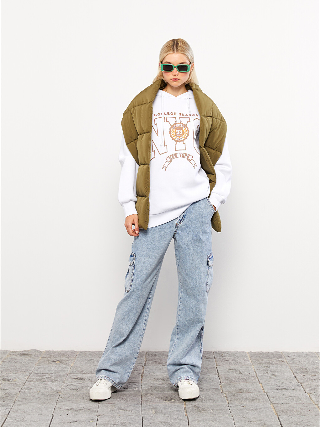 Women's High Waisted Standard Fit Regular Denim Trousers