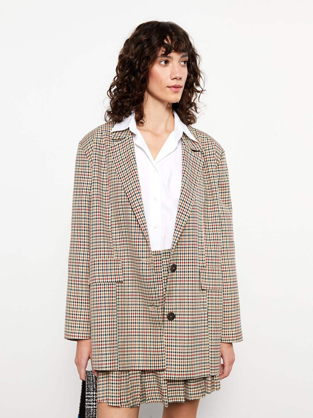 Bej Önden Düğme Kapamalı Ekose Uzun Kollu Kadın Ceket-1