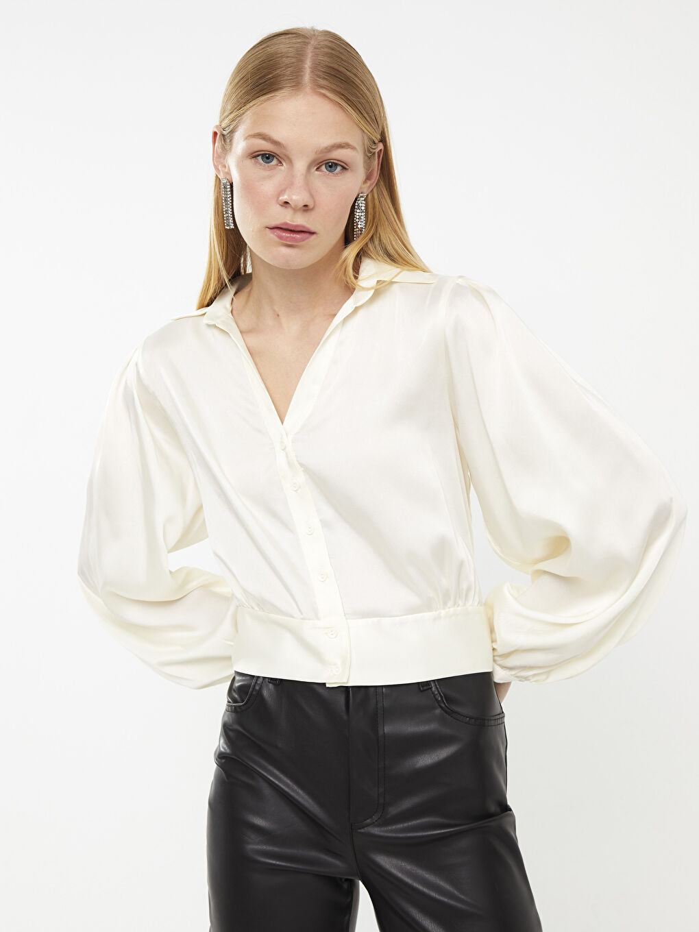 LCW Vision Hemdkragen Gerade Langarm Satin Bluse für Damen -W2HA43Z8-FDH