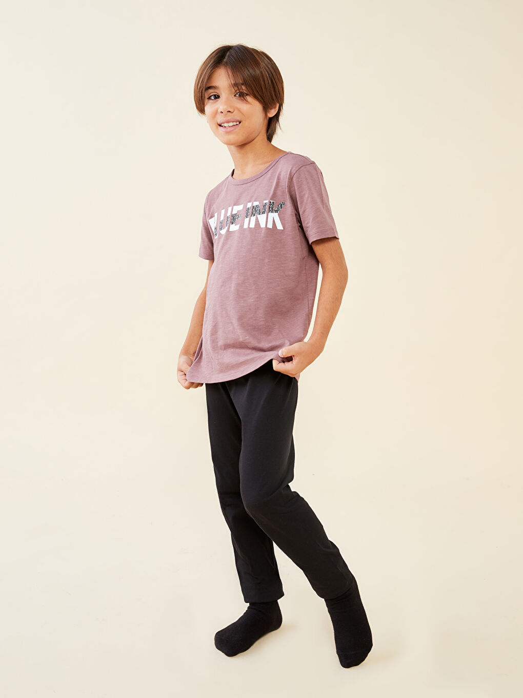 Crew Neck Printed Short Sleeve Boys' Pyjama Set-1