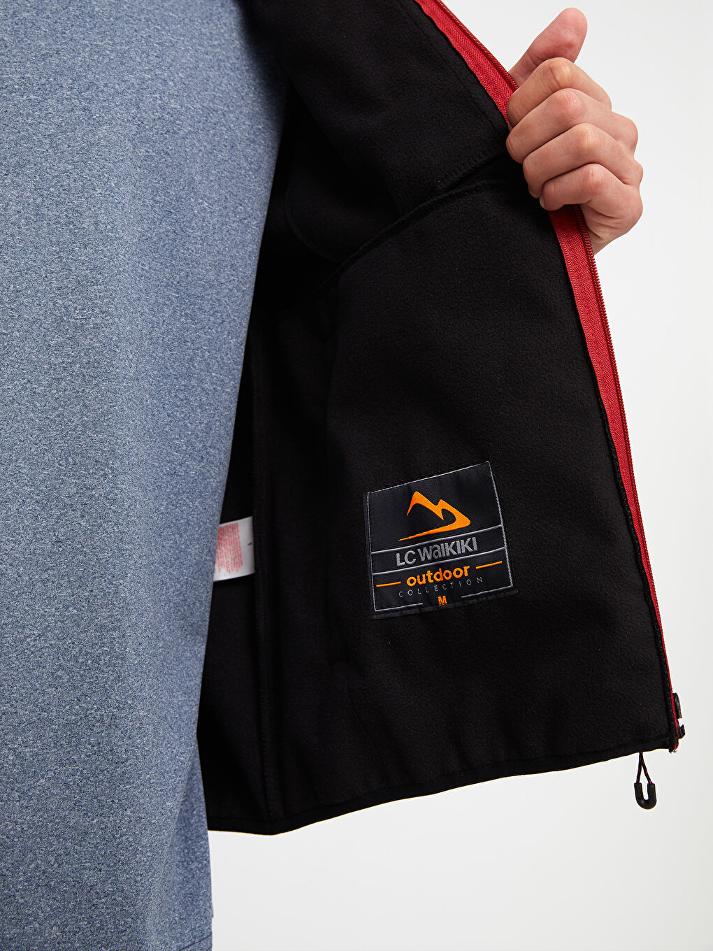 Siyah Standart Kalıp Kapüşonlu Erkek Yağmurluk-3