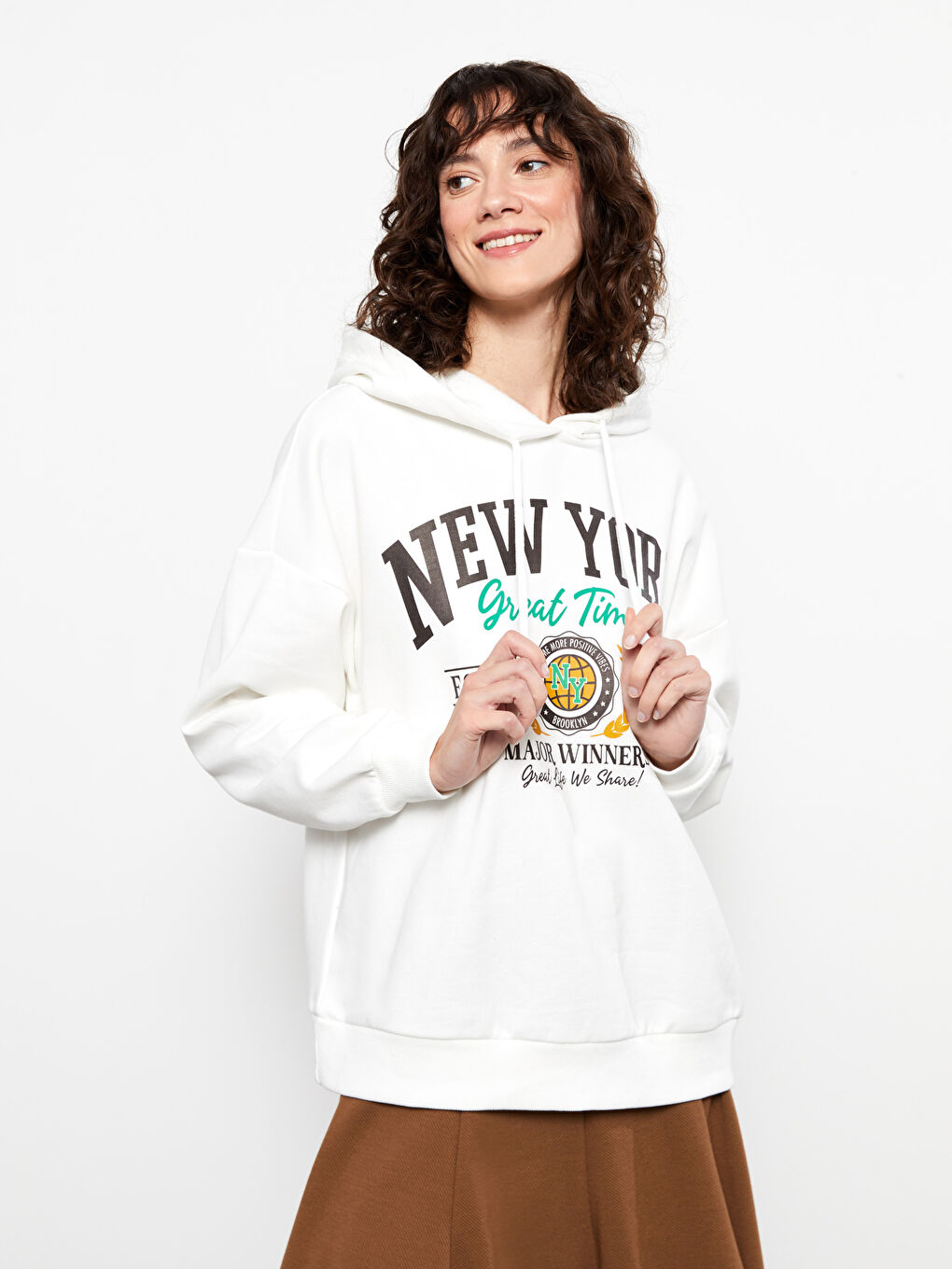 LCW Vision Bedrucktes Dickes Kapuzensweatshirt für Damen -W2HB06Z8-FDU