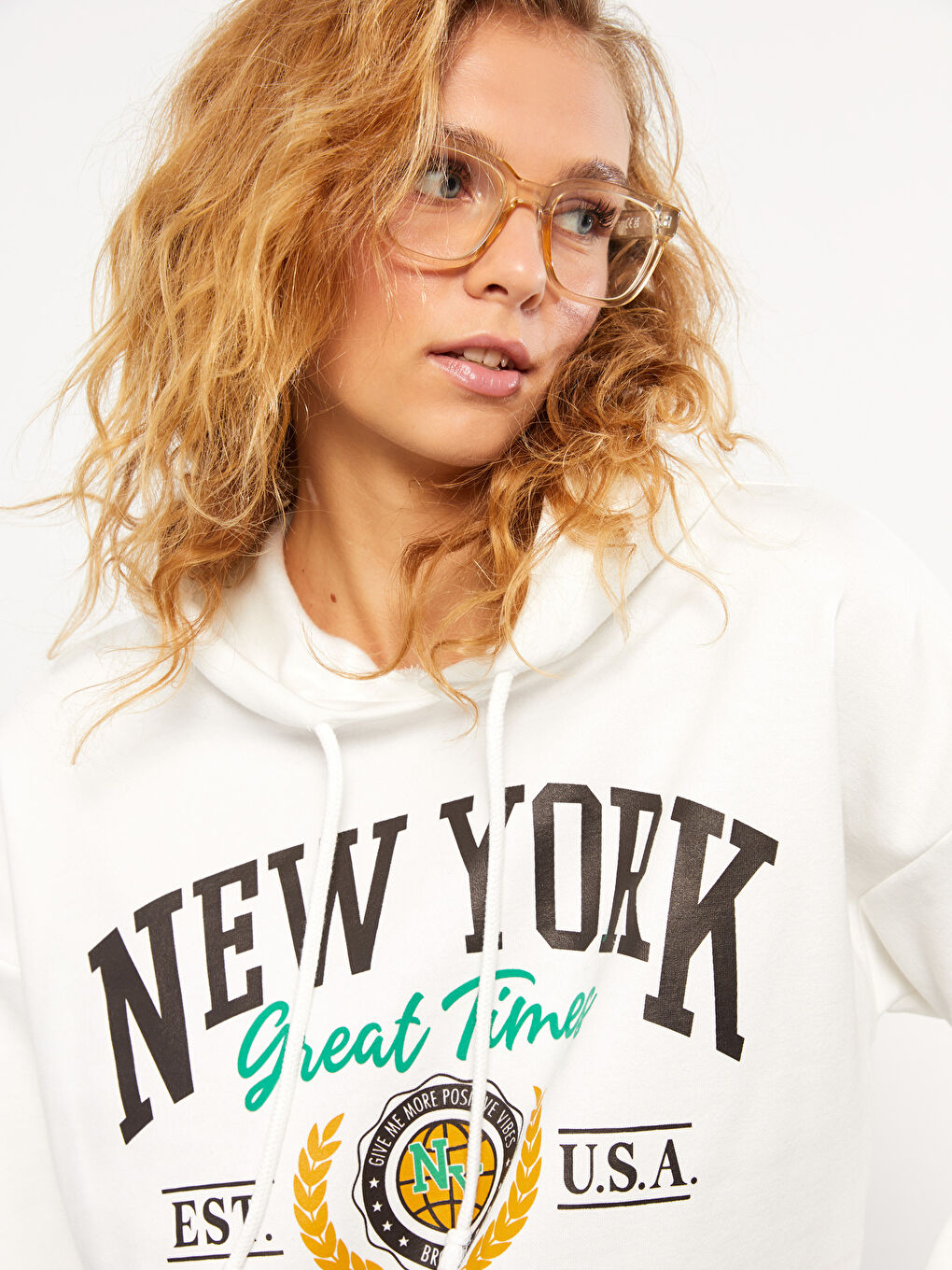 LCW Vision Bedrucktes Dickes Kapuzensweatshirt für Damen -W2HB06Z8-FDU
