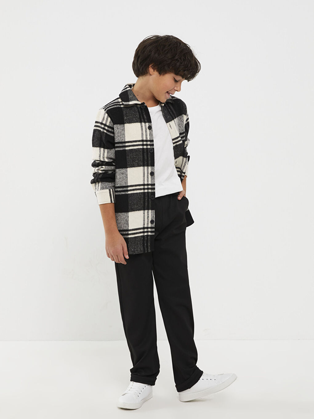 Siyah Beli Lastikli Erkek Çocuk Pantolon-1