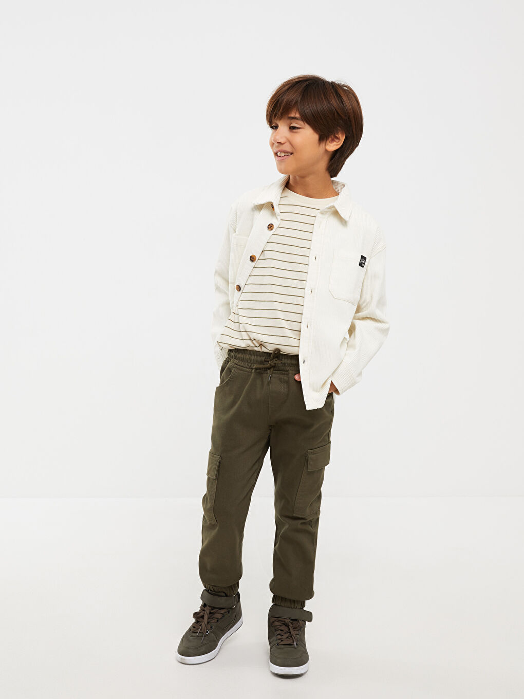 LCW Kids Elastic Waist Boys' Cargo Trousers -W2HB86Z4-HCZ