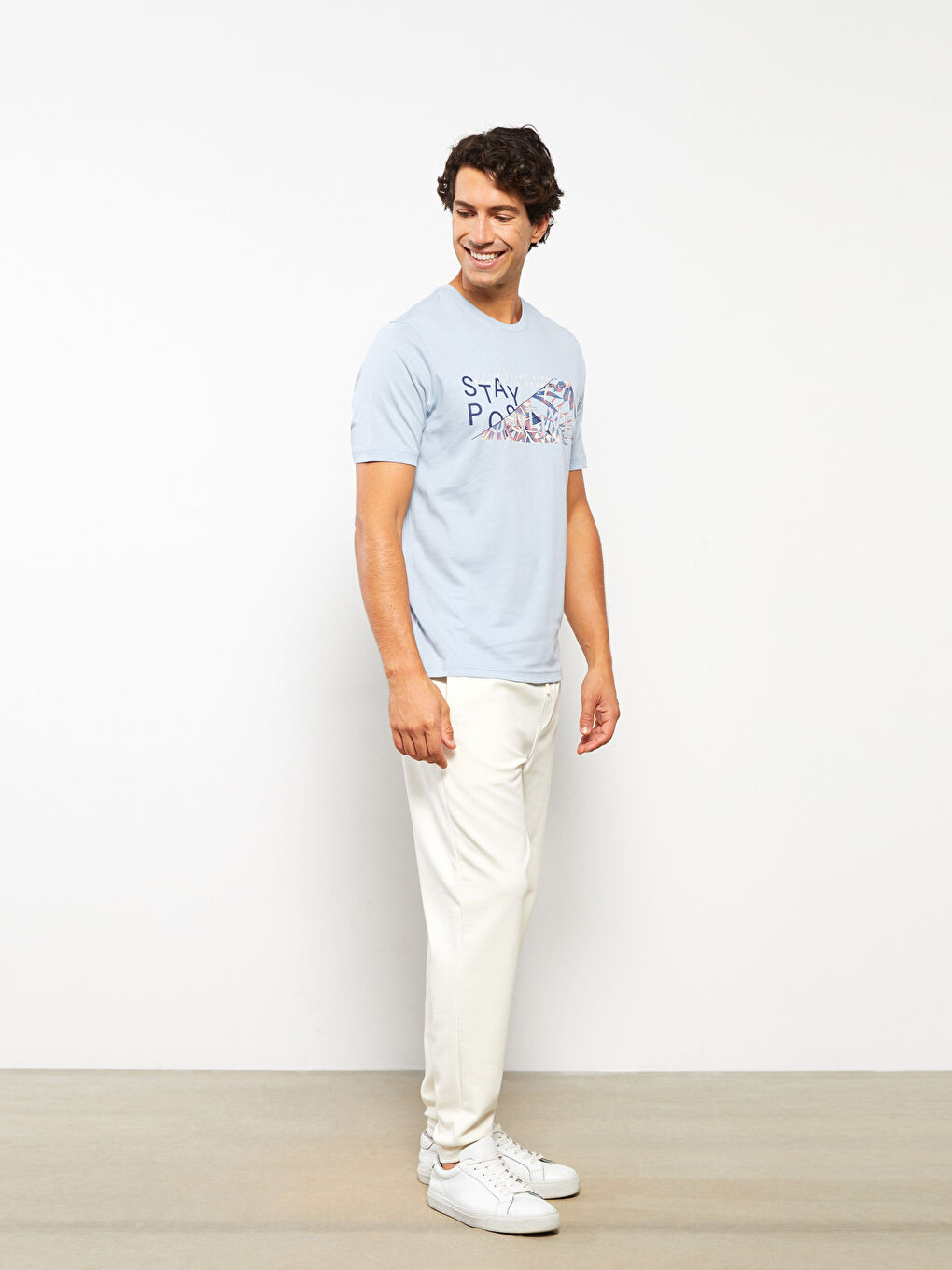 تيشيرت رجالي ياقة دائرية كم قصير مطبوع قطن ممشط-1