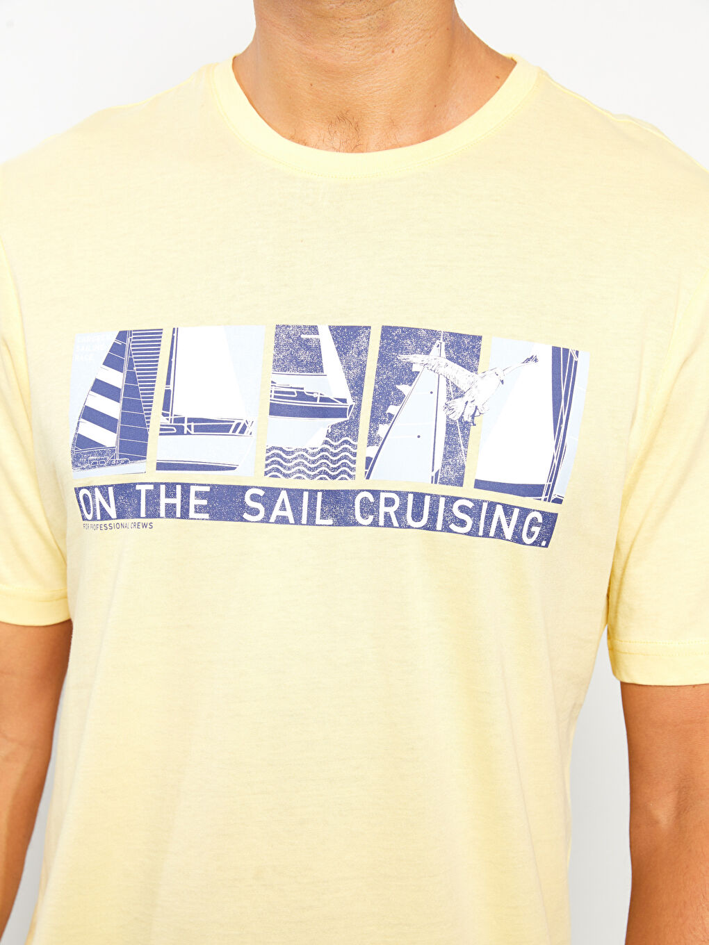 تيشيرت رجالي ياقة دائرية كم قصير مطبوع قطن ممشط-3