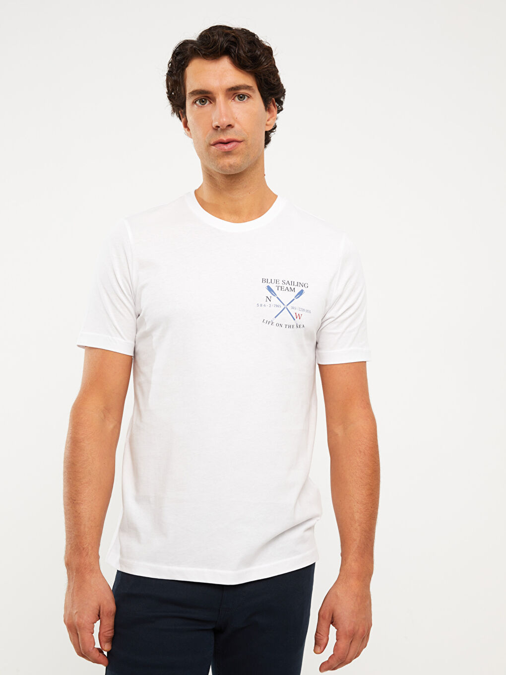 تيشيرت رجالي ياقة دائرية كم قصير مطبوع قطن ممشط-1