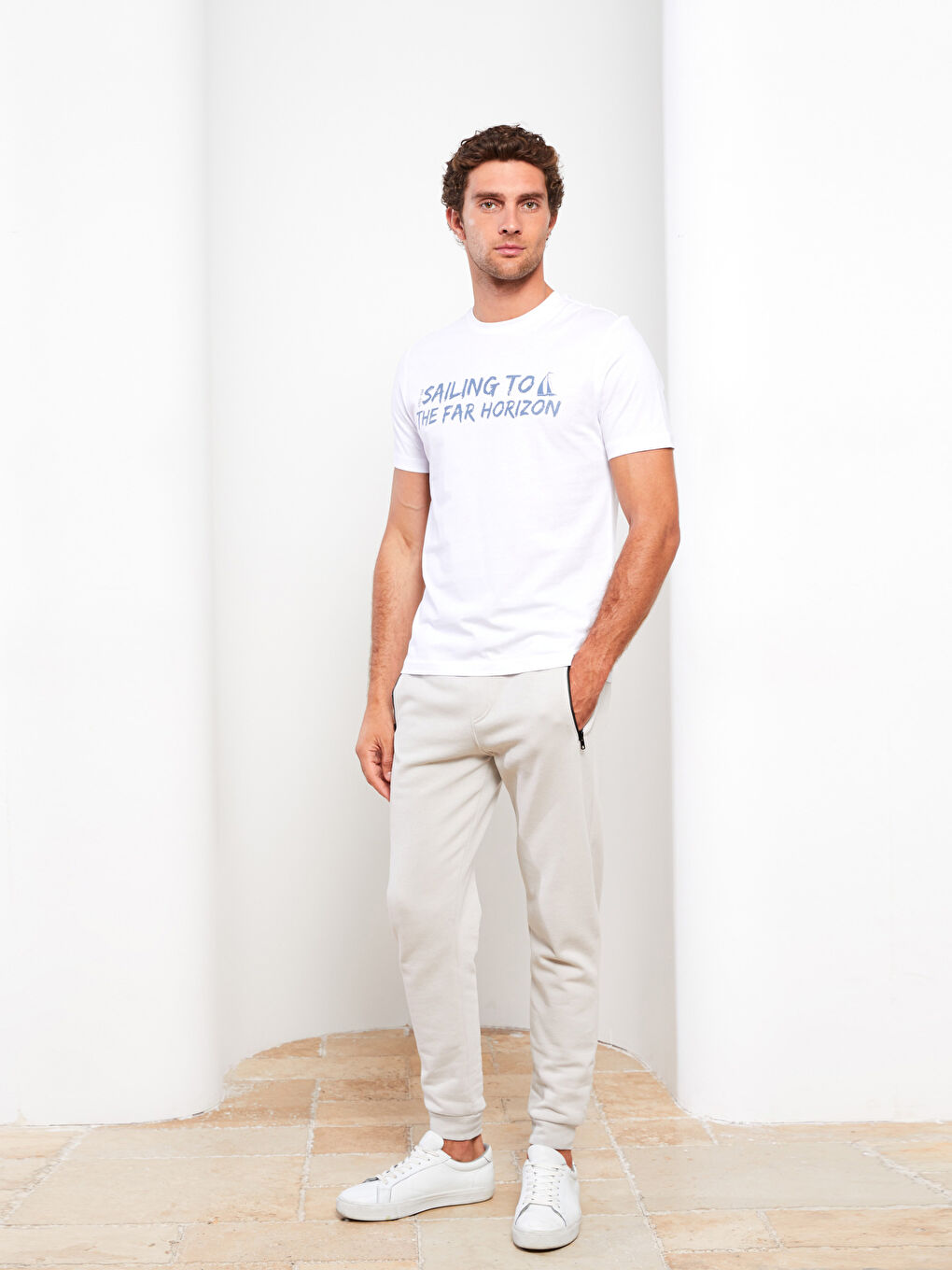 تيشيرت كم طويل مطبوع قطن ممشط بياقة دائرية للرجال-1