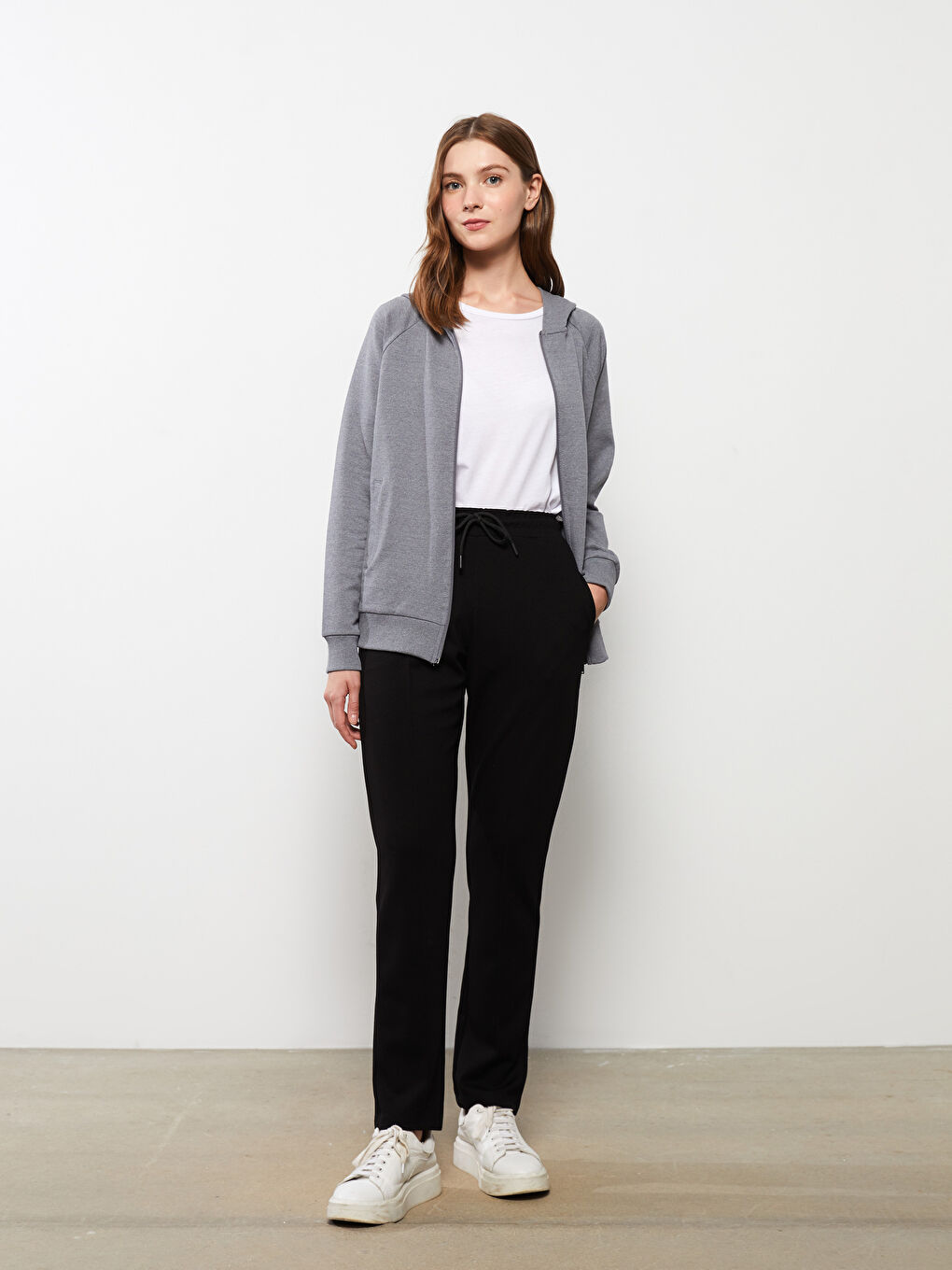 Siyah Kadın Beli Lastikli Düz Eşofman Altı