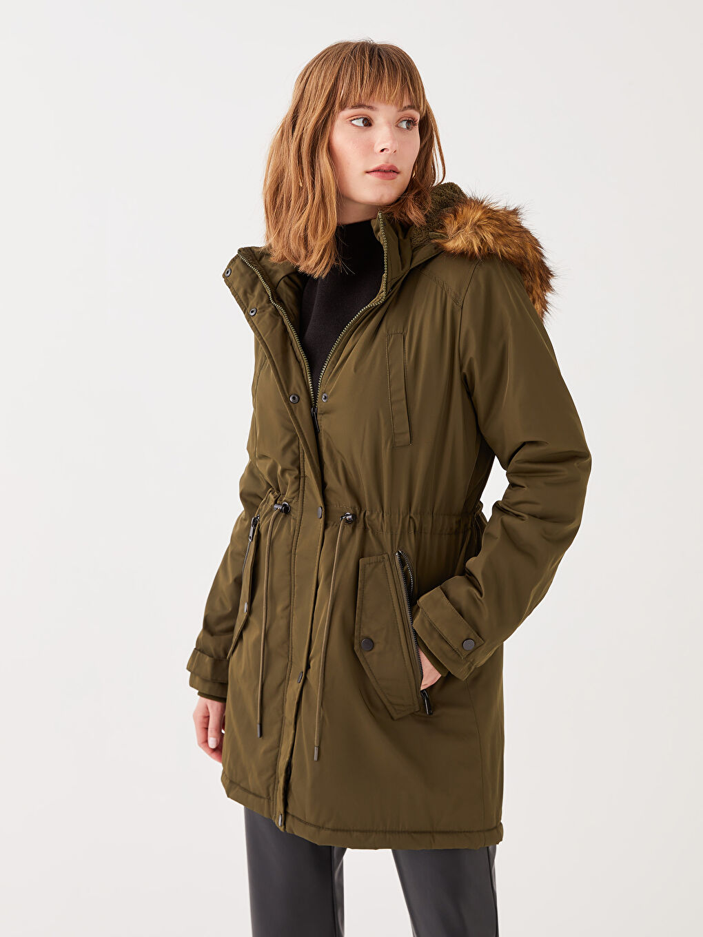 Haki Kadın Kapüşonlu Düz Parka