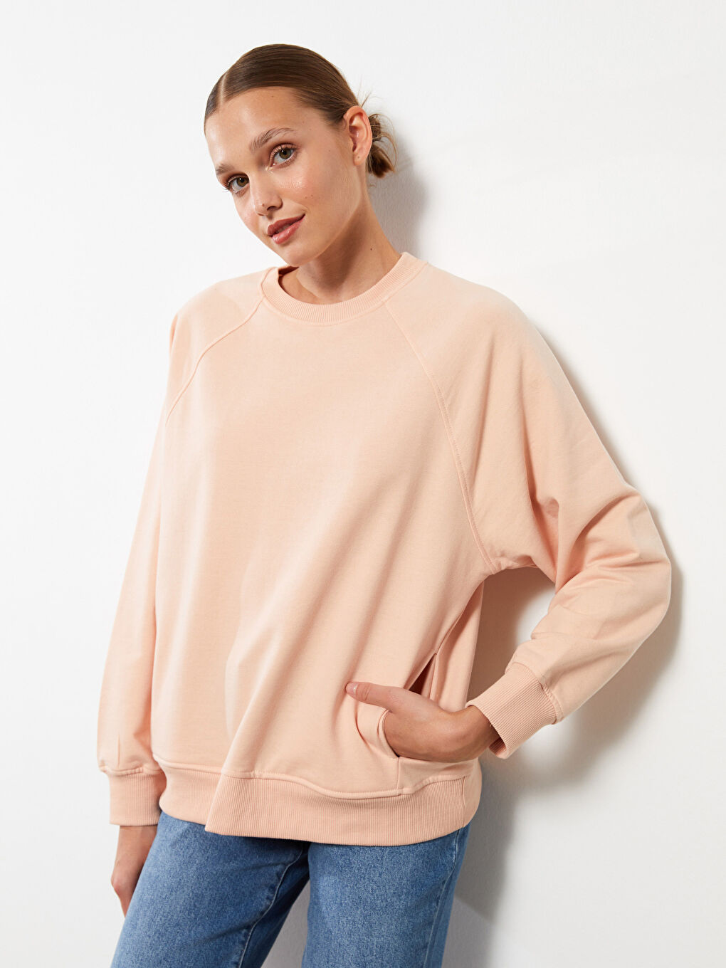 LCWAIKIKI Basic Pembe Bisiklet Yaka Düz Uzun Kollu Kadın Sweatshirt