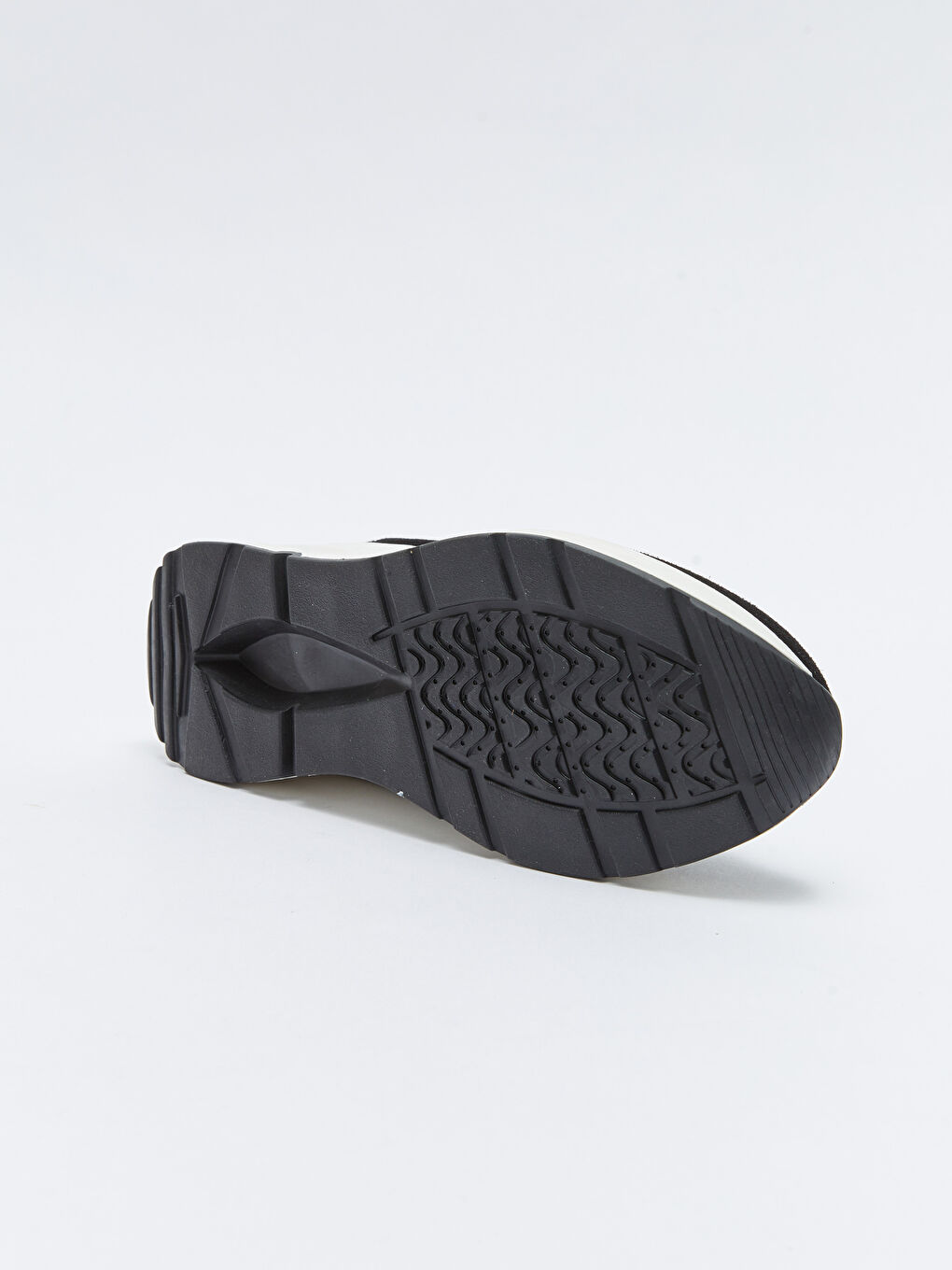 Siyah Renk Bloklu Bağcıklı Kadın Spor Ayakkabı-3