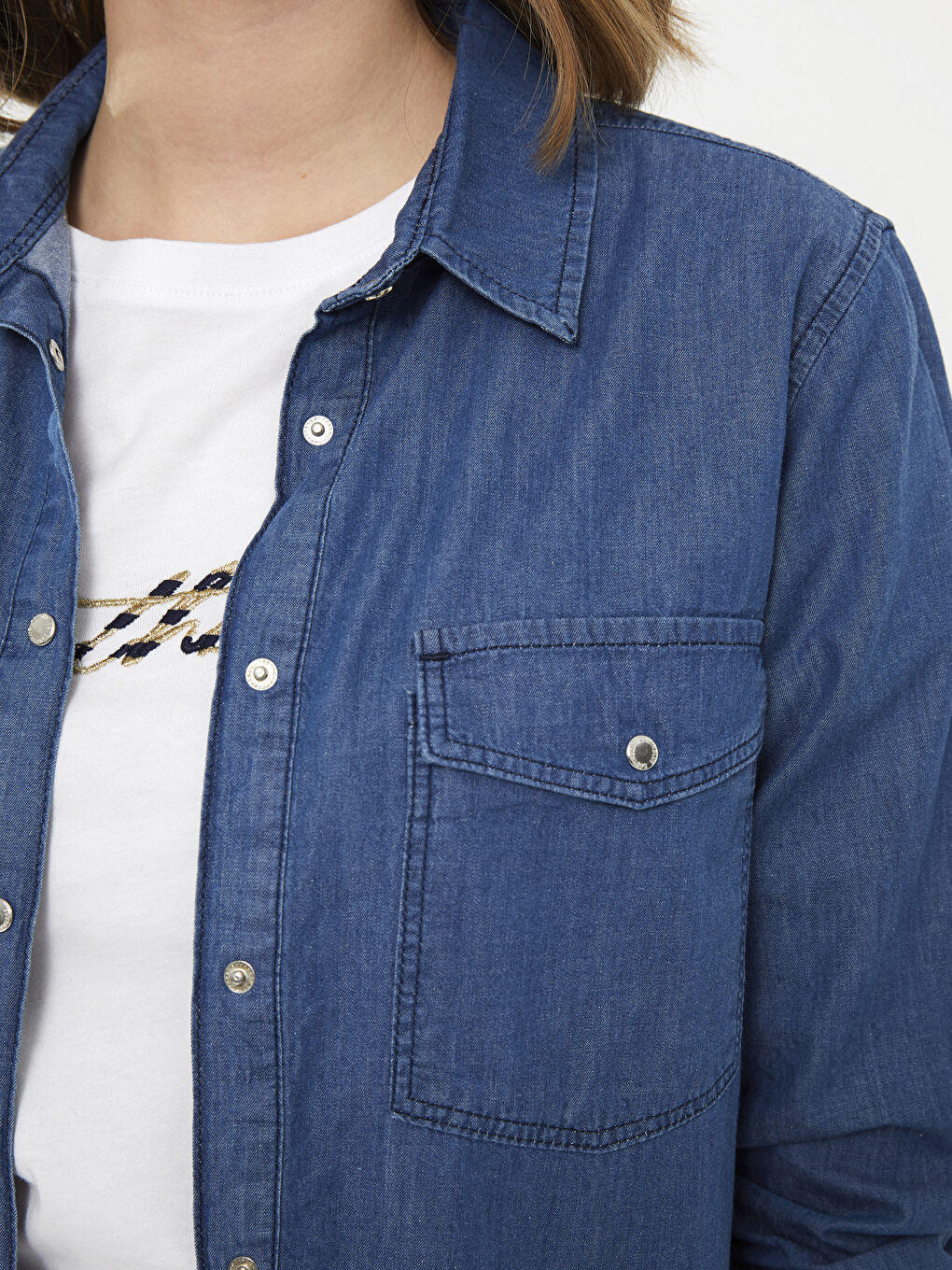 Plain Long Sleeve Women's Denim Shirt-3