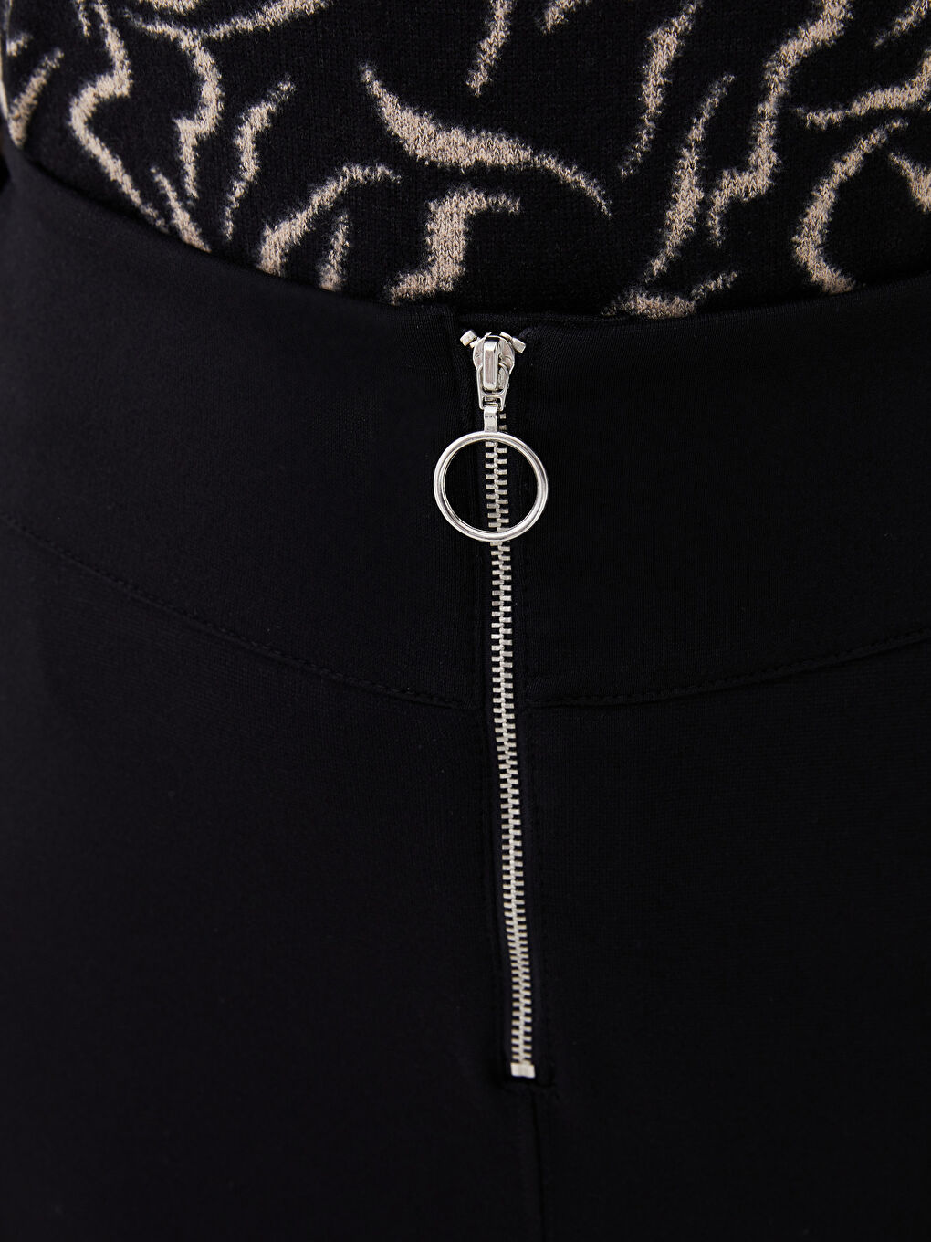 Siyah Beli Fermuarlı Düz Ponte Kadın Etek-3