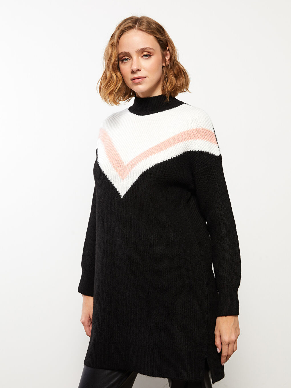 Siyah Dik Yaka Renk Bloklu Uzun Kollu Kadın Triko Tunik-2