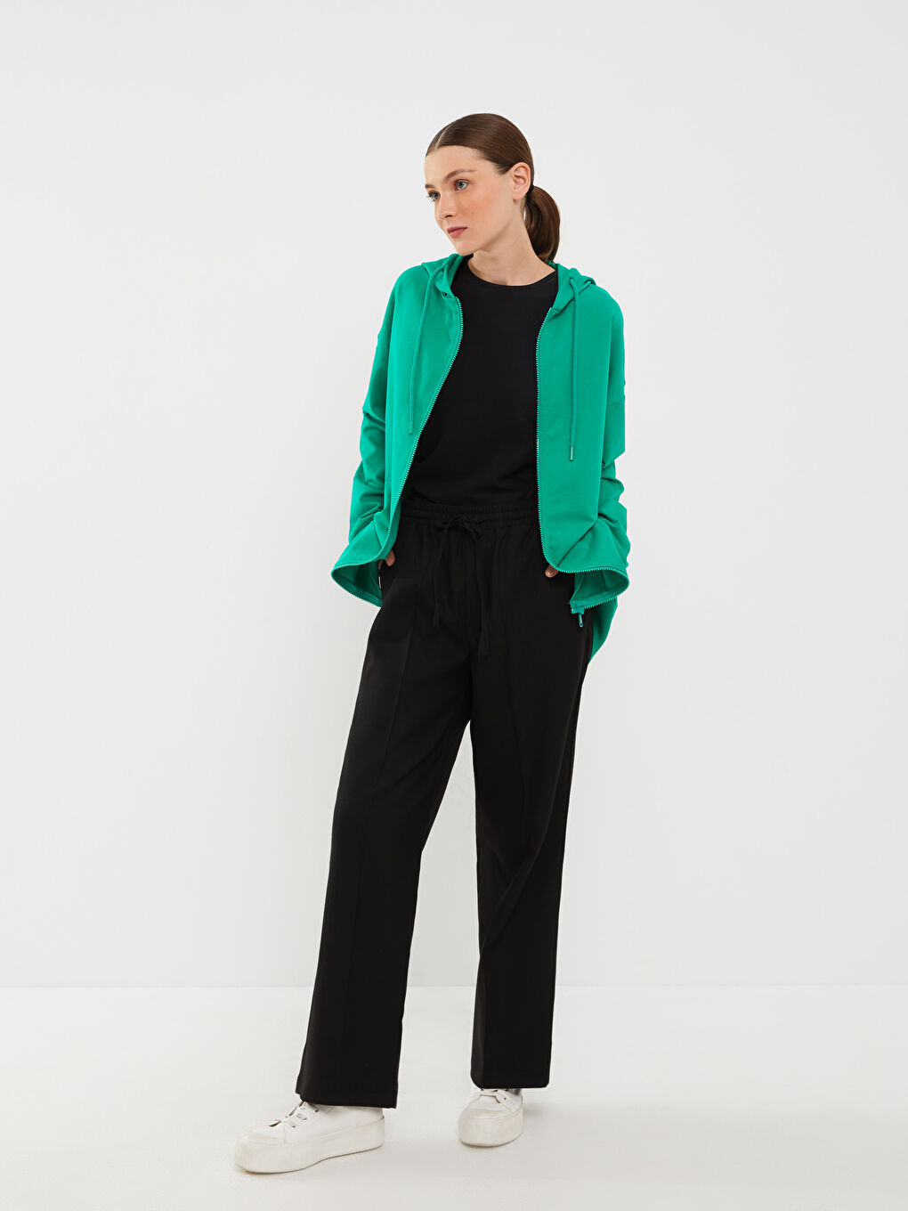 بنطلون سادة بوسط مطاطي بقصة عادية للسيدات-1