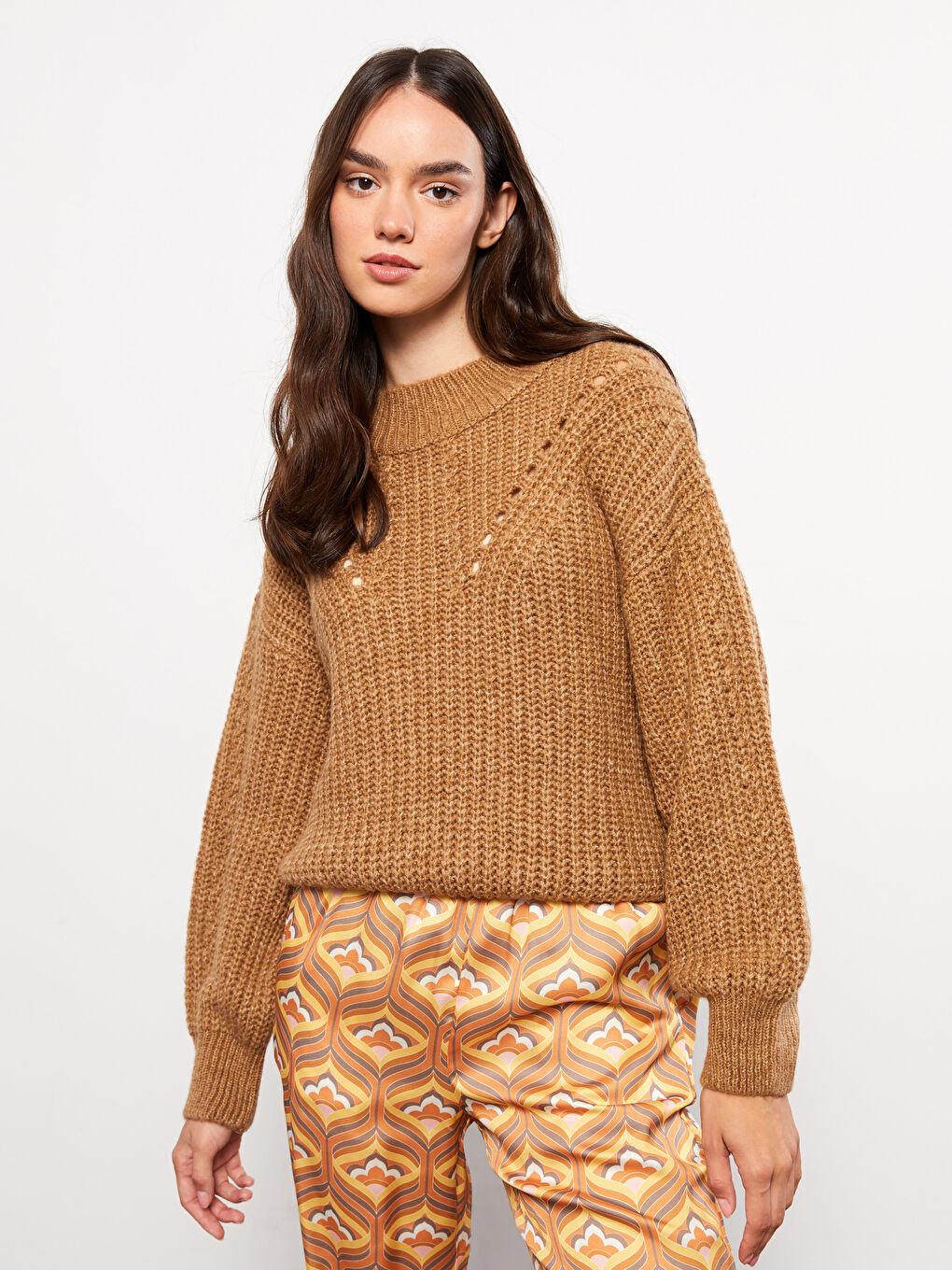 Kahverengi Bisiklet Yaka Kendinden Desenli Uzun Kollu Kadın Triko Kazak