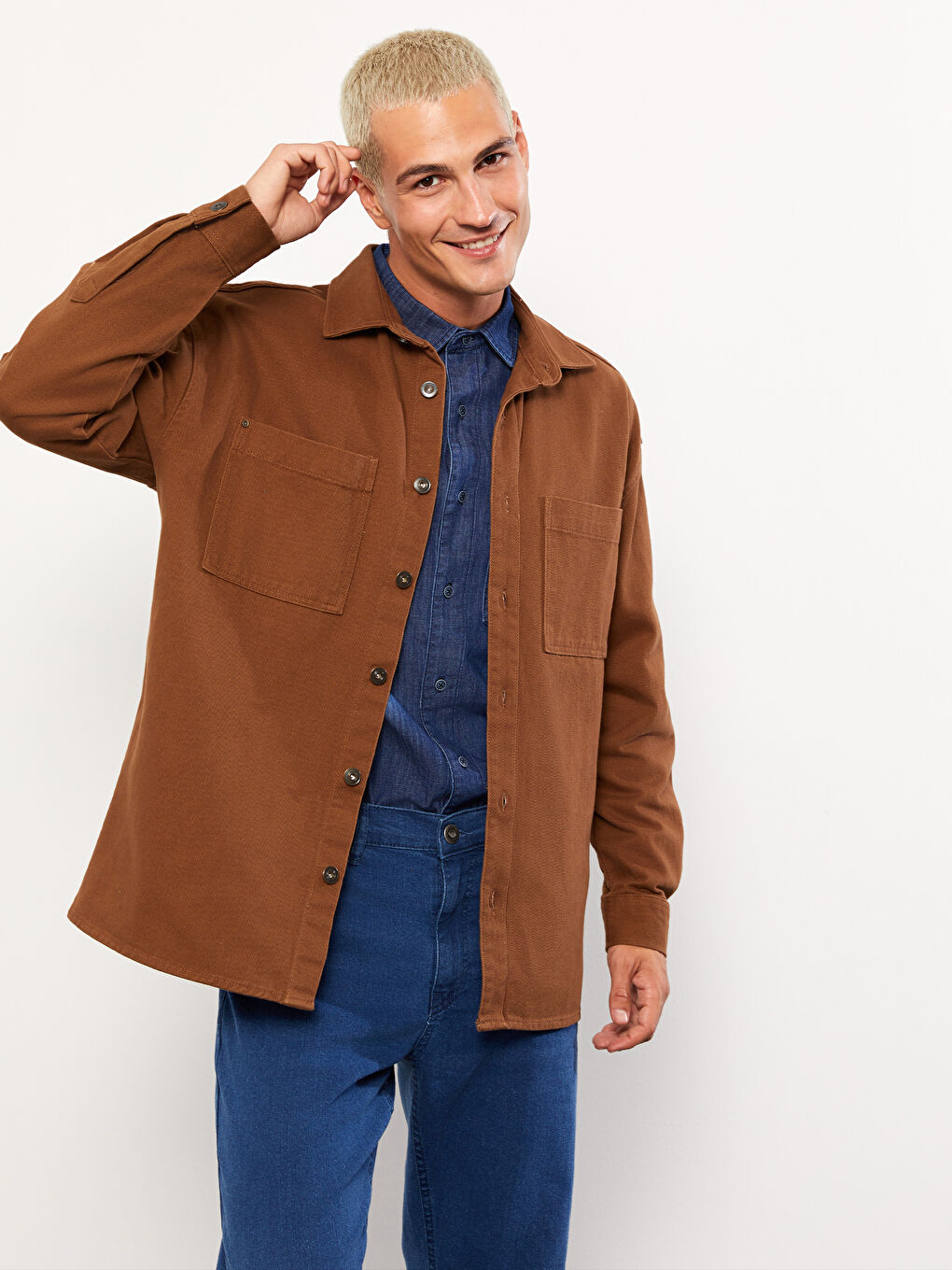 جاكيت قميص تويل كم طويل واسع للرجال-1