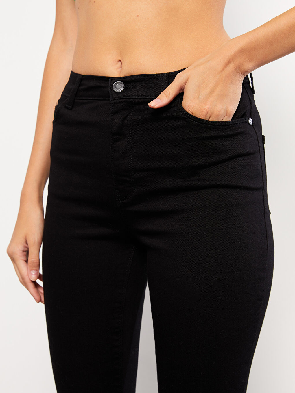 LCW Jeans جینزی کەمەر بەرز جوپیتر زۆر باریک بۆ ژنان -W2HL70Z8-327