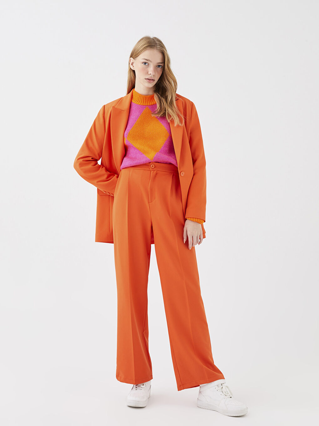 Turuncu Kadın Rahat Kalıp Düz Pantolon