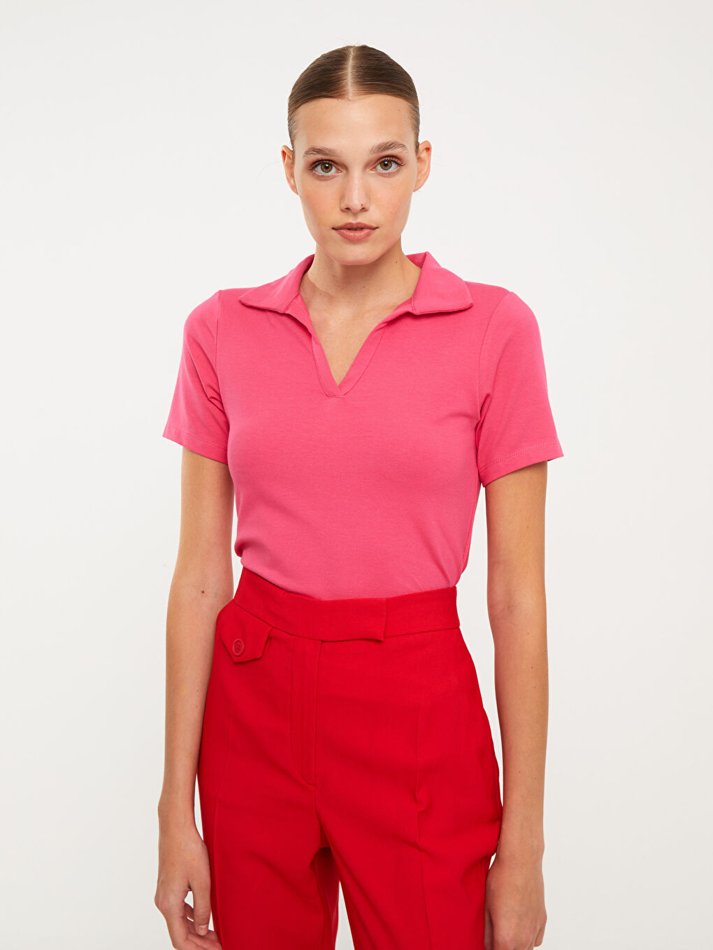 Pembe Polo Yaka Düz Kısa Kollu Kadın Tişört