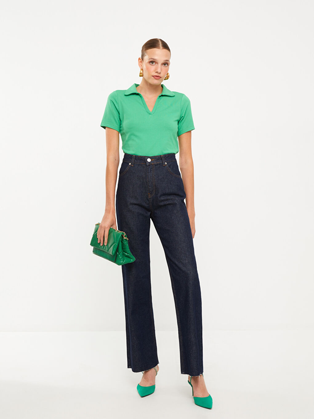 Yeşil Polo Yaka Düz Kısa Kollu Kadın Tişört-3