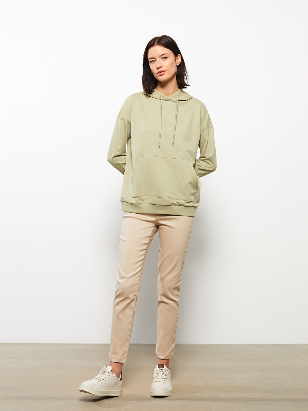 LCWAIKIKI Basic Mat Yeşil Düz Oversize Kadın Hoodie - 2