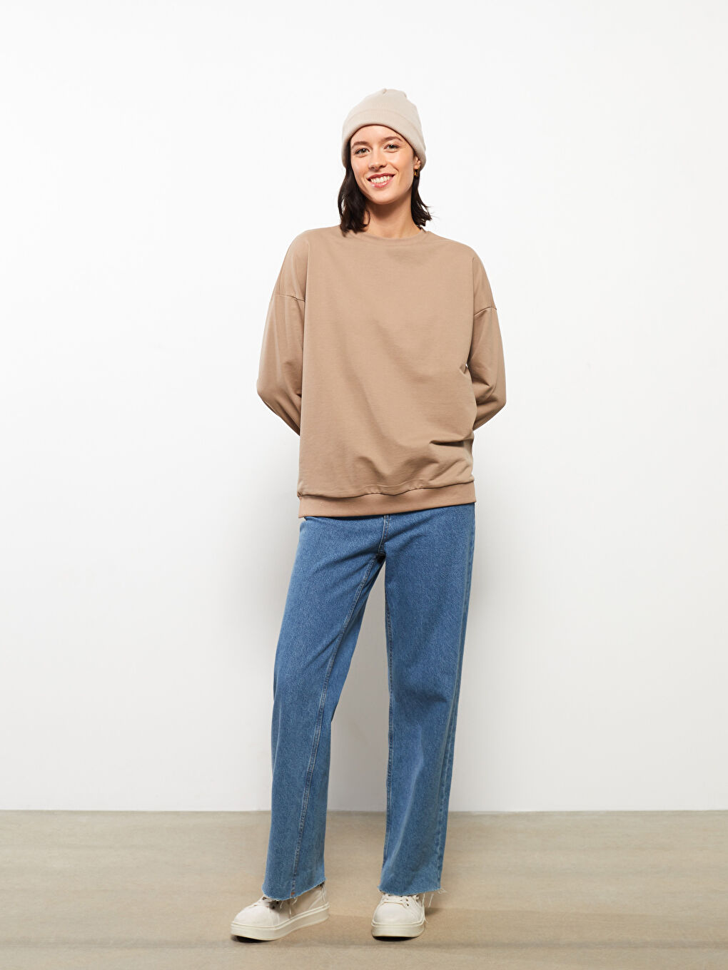 Crew Neck Oversize Women's Sweatshirt-2