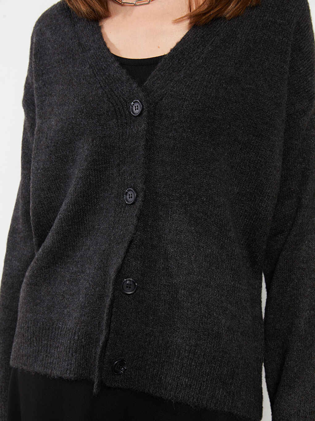 كارديجان تريكو كم طويل عادي بياقة على شكل حرف V للسيدات-3