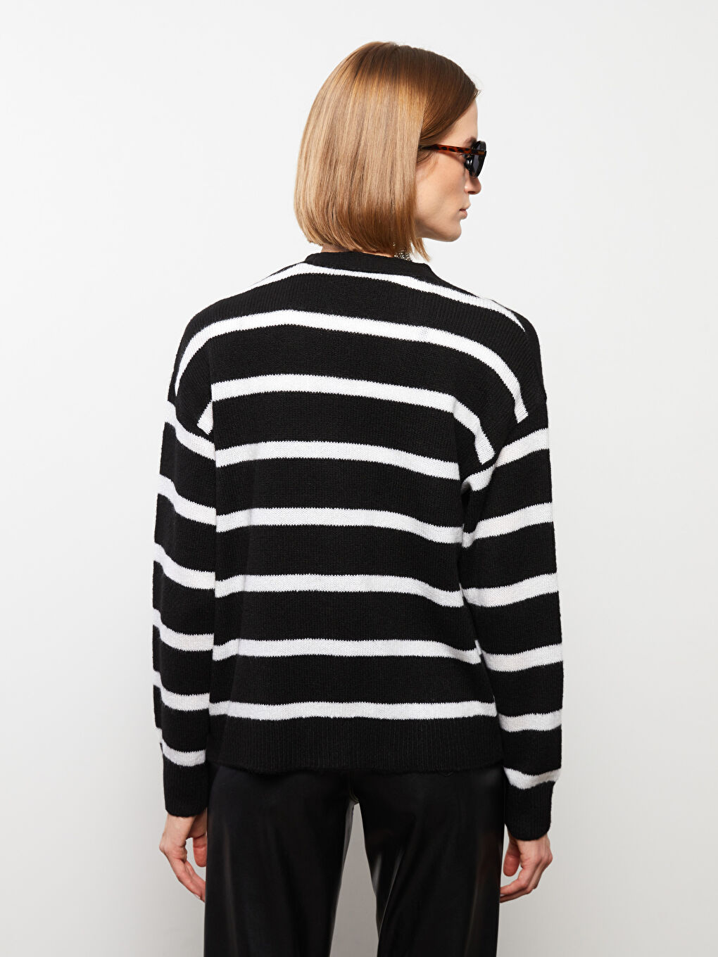 V-Neck Striped Long Sleeve Knitwear Women's Cardigan-4