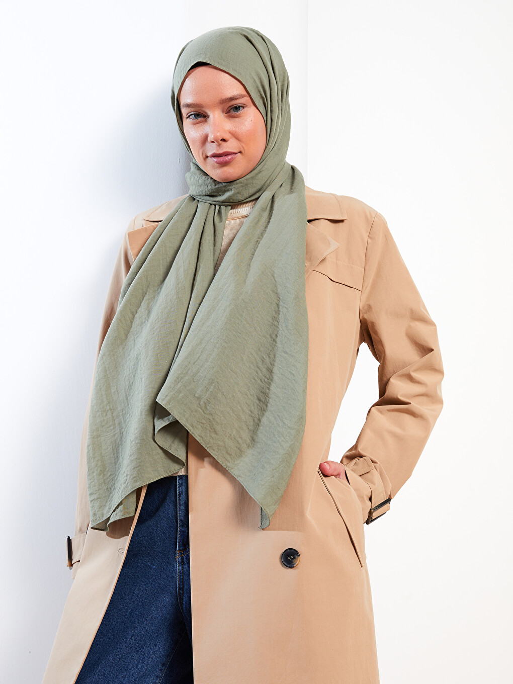 Plain Woven Women's Scarf
