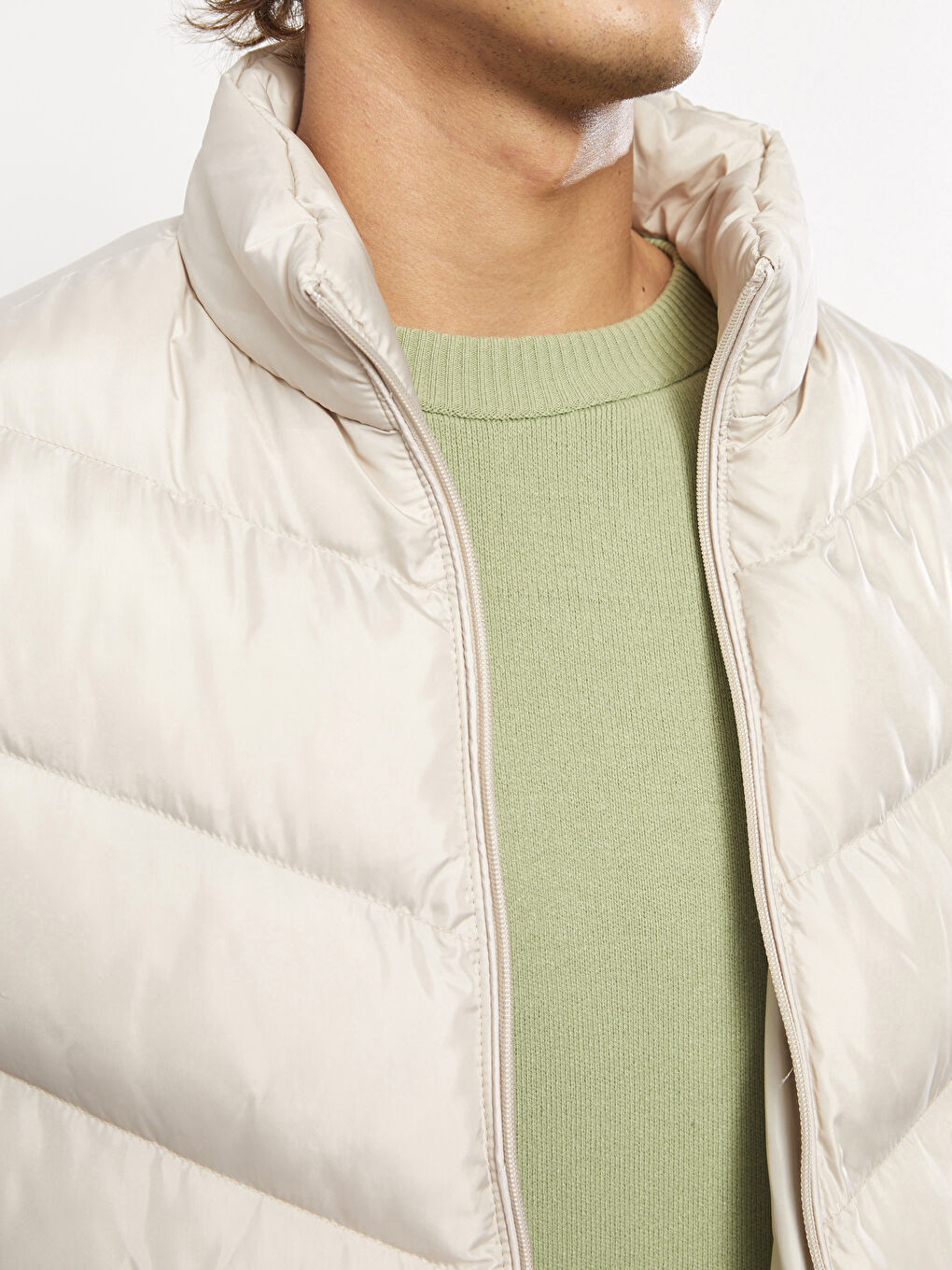 Bej Standart Kalıp Dik Yaka Erkek Şişme Yelek-3