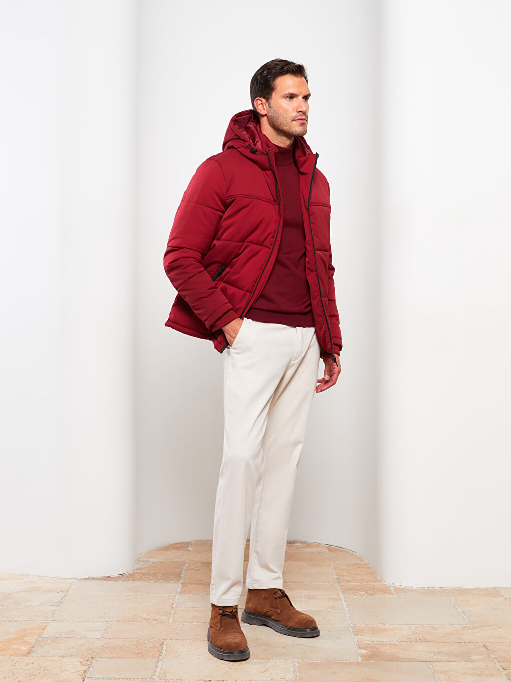 Kırmızı Standart Kalıp Kapüşonlu Erkek Şişme Mont-1