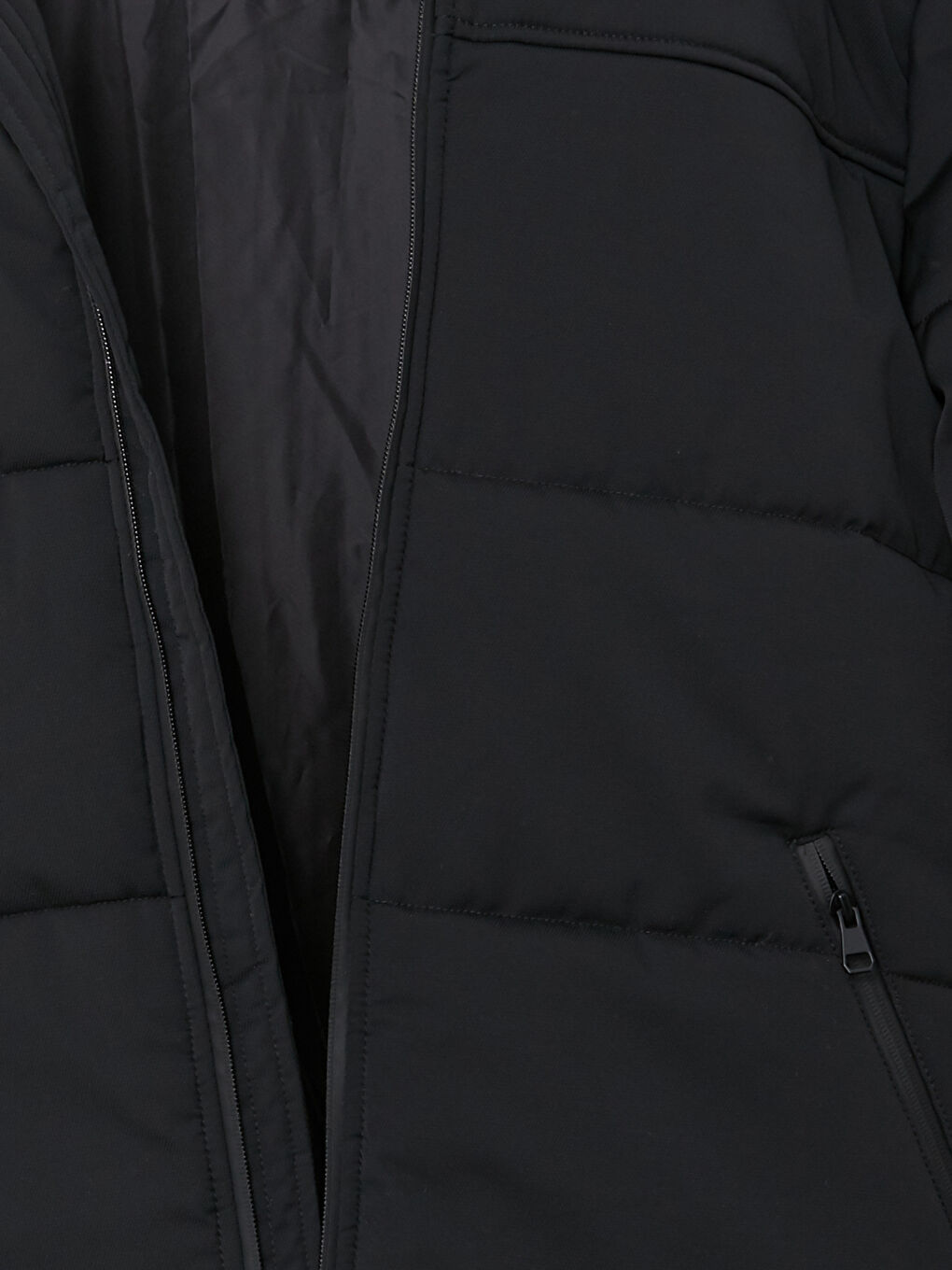 Siyah Standart Kalıp Kapüşonlu Erkek Şişme Mont-6