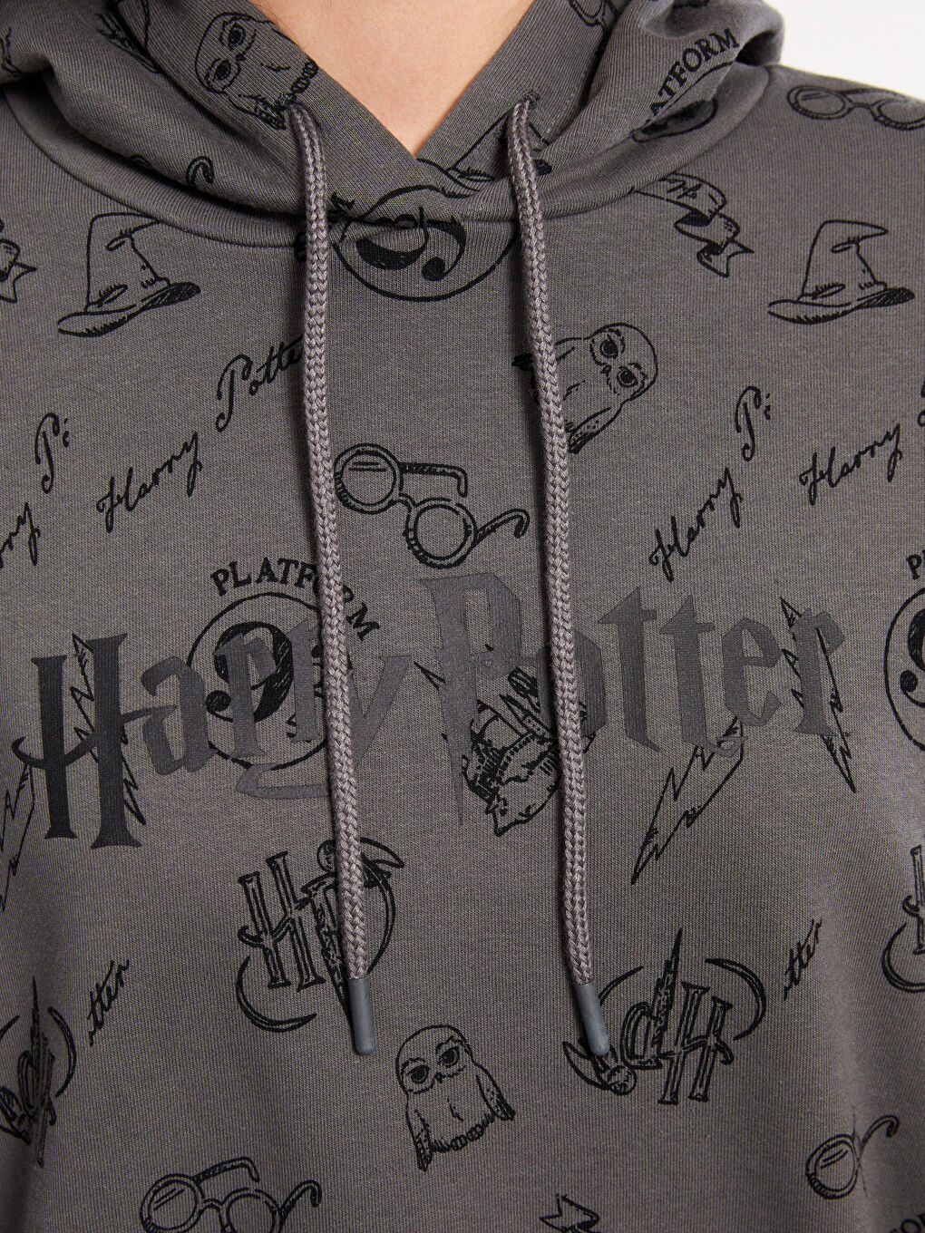 LCW Vision Hoodie Harry Potter Printed Long Sleeve Oversize Women's Sweatshirt -W2HP50Z8-LRW