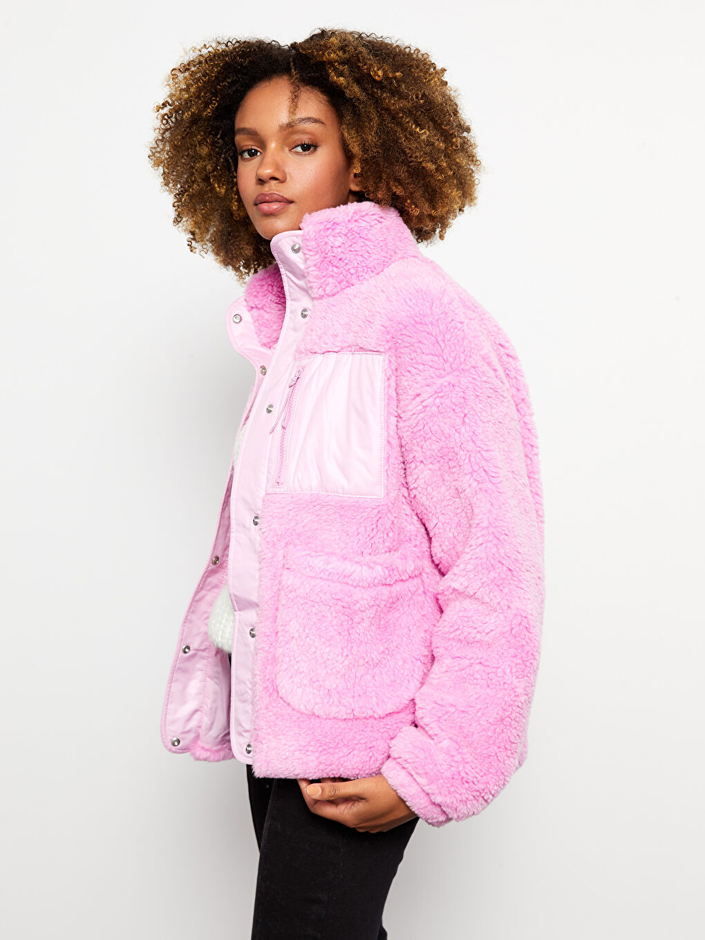 Pembe Dik Yaka Düz Uzun Kollu Kadın Pelüş Mont-1