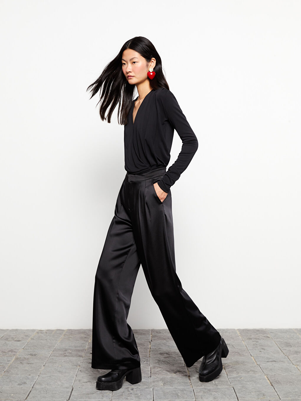 CRNA Pantalone Žena -W2HS14Z8-CVL