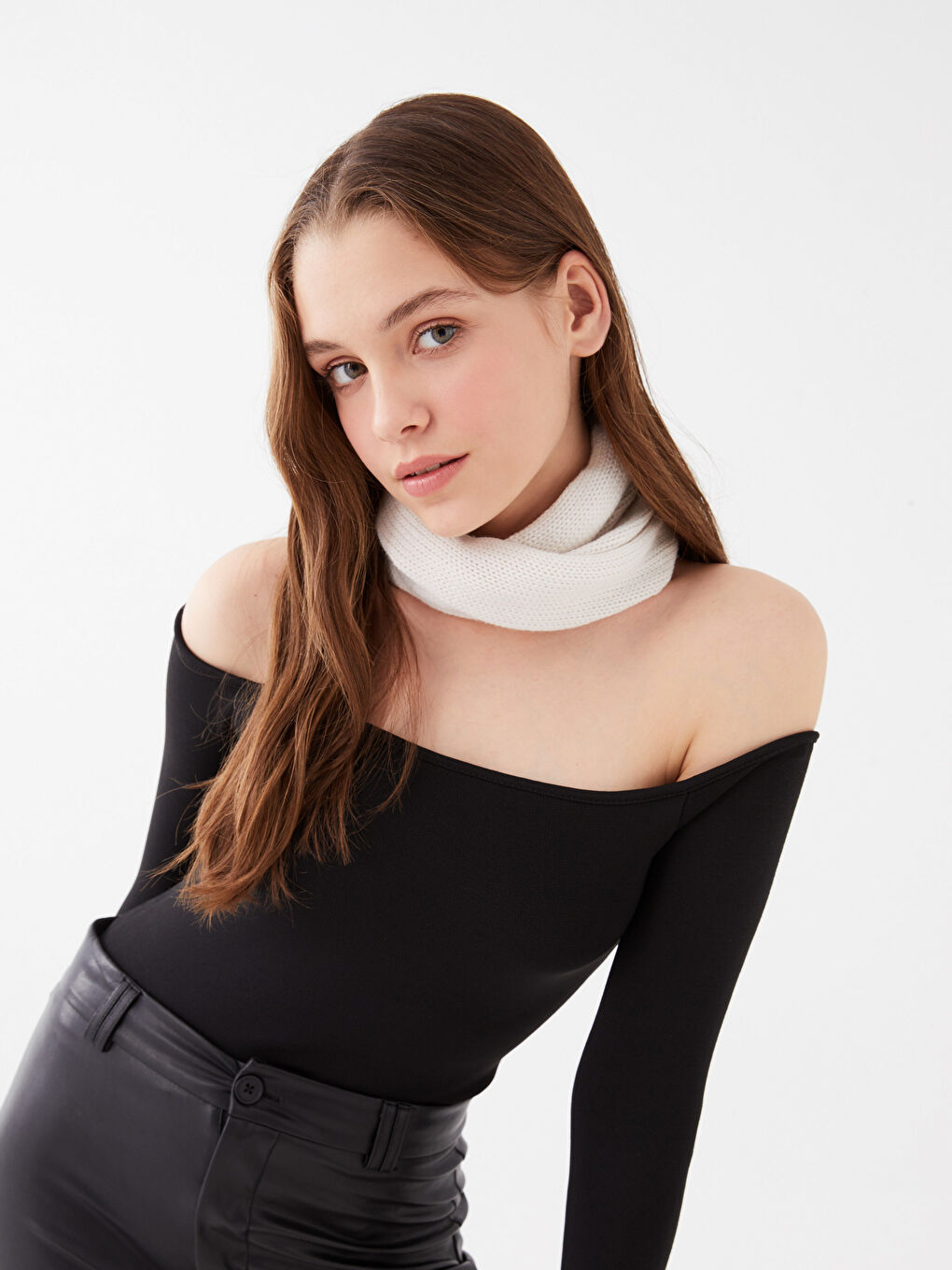 Ekru Kadın Düz Triko Boyunluk