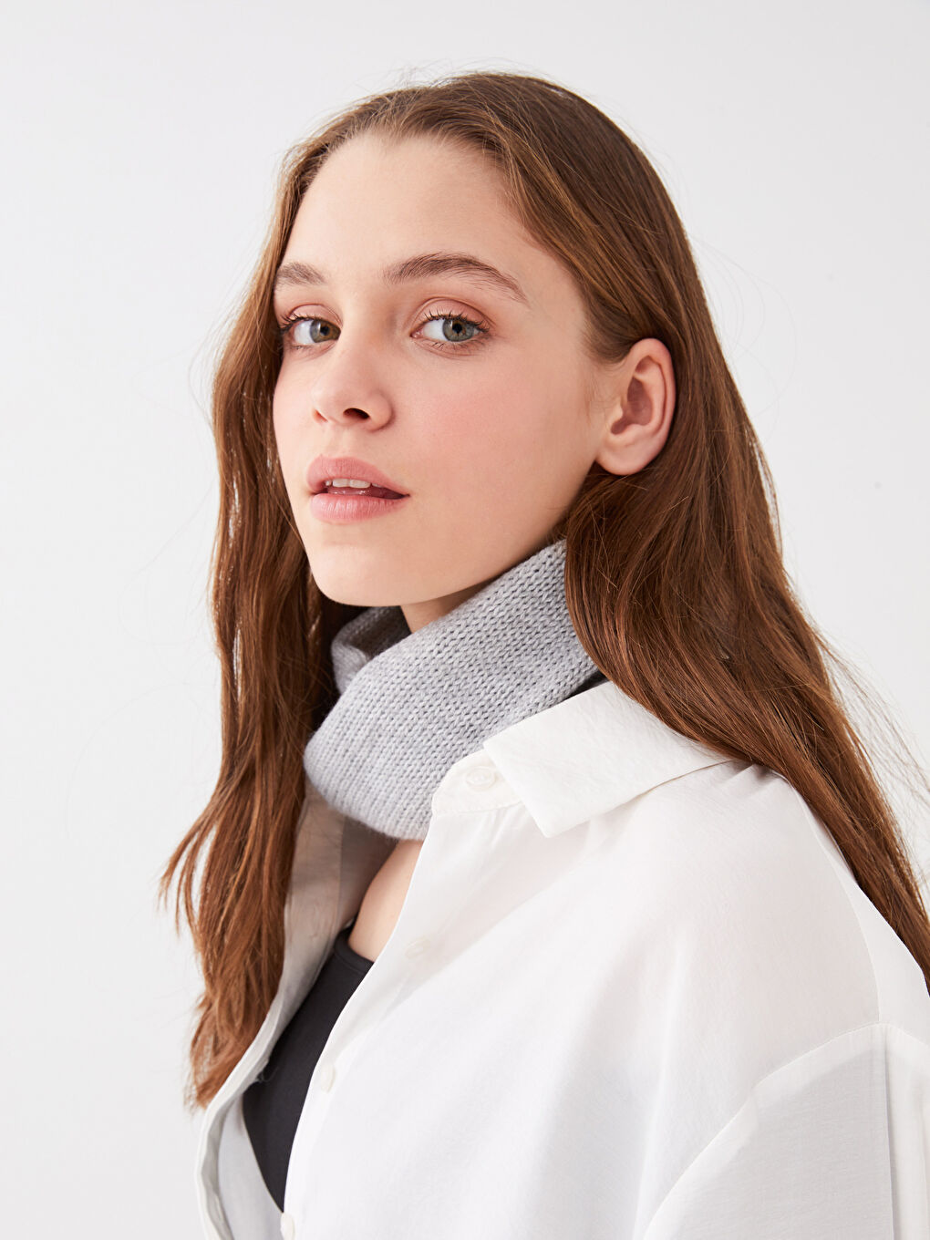 Gri Düz Triko Kadın Boyunluk-1